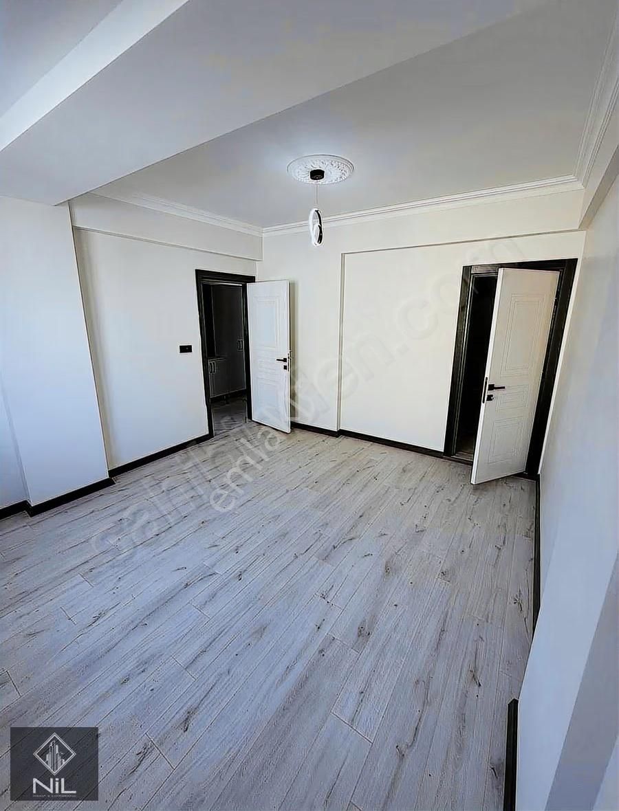 Erbay Cd 2+1 Pazar Pazarı Mevkii Ebeveyn Banyolu Sıfır Daire - Görsel 3