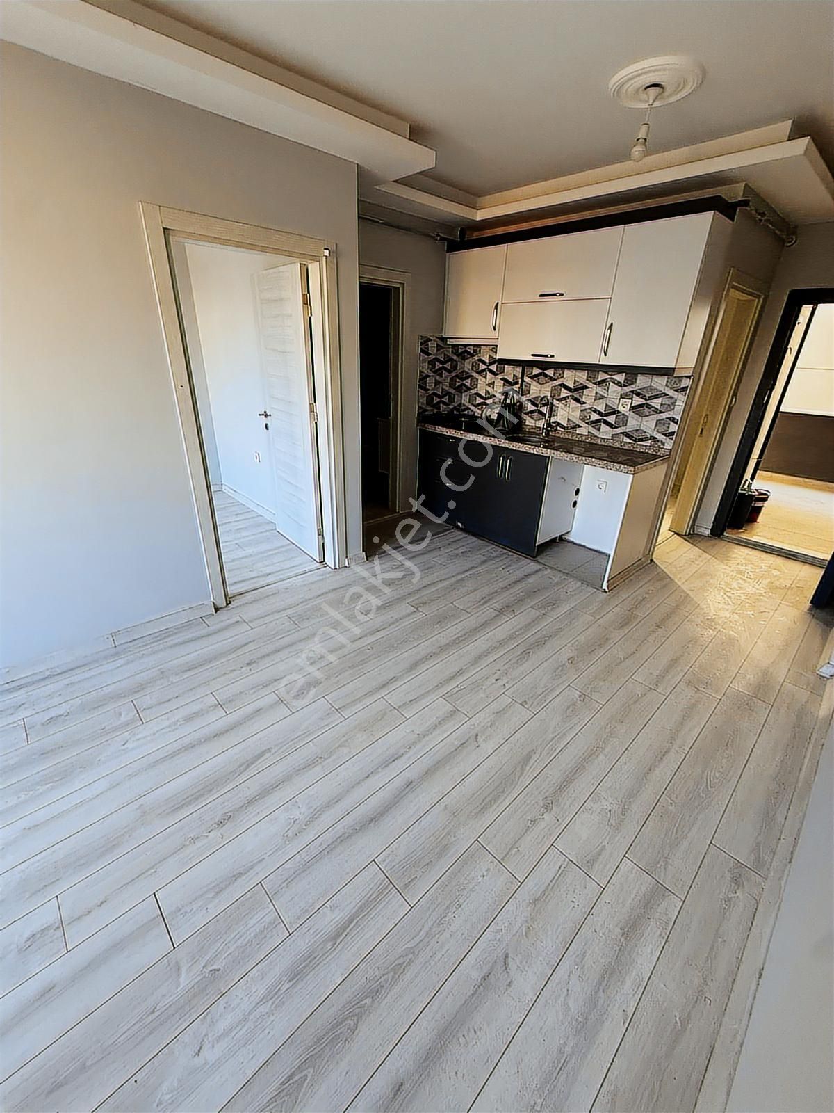 Görükle Merkezde Geniş 2+1 Eşyasız Kiralık Daire