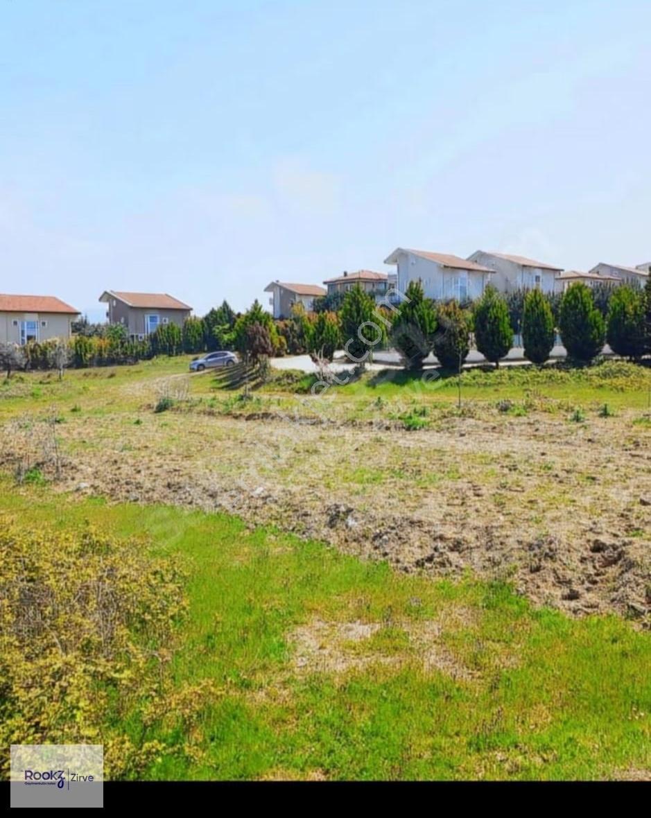 Yalova Akköy'de Deniz Manzaralı, İmarlı 582 M² Satılık Arsa - Görsel 2