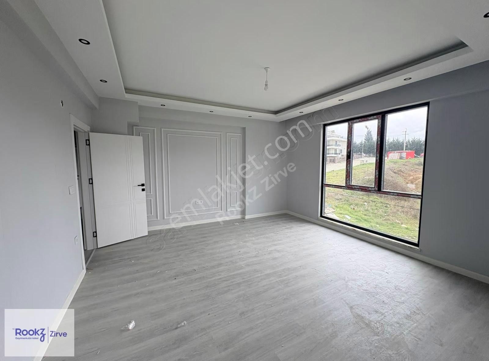 Yalova Merkez Ebeveyn Banyolu 2+1 Satılık Daire