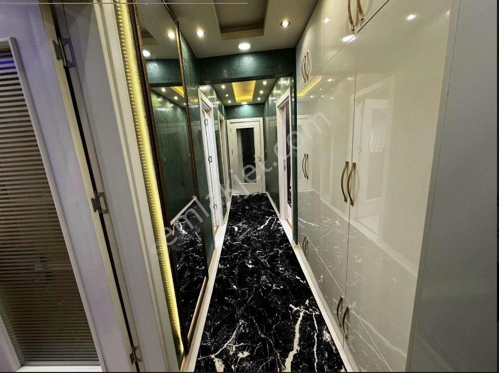 E5 Metro Yakını 3+1 1,kat Hisse Tapulu Güney Cephe Daire - Görsel 3