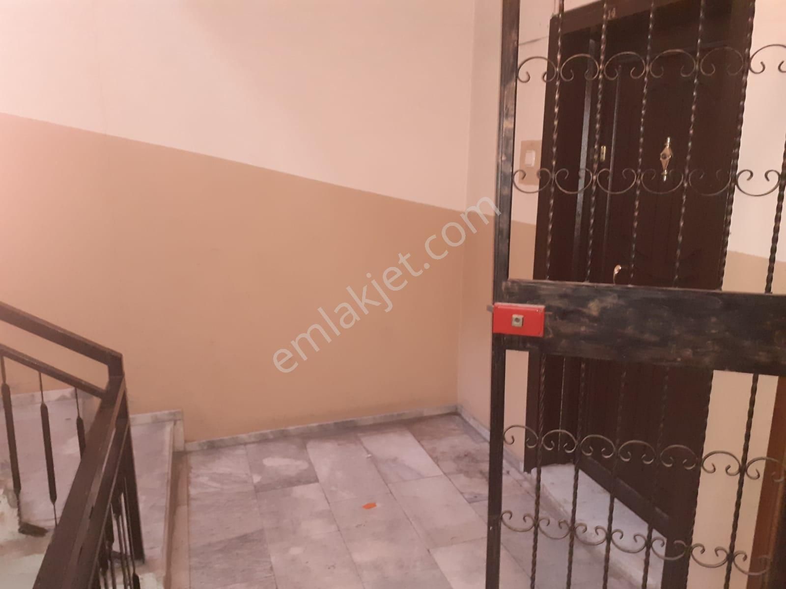 Güneş'ten Şirinyer İzban 2dk 2+1 90 Arakat Balkon Kapalı Mutfak - Görsel 2