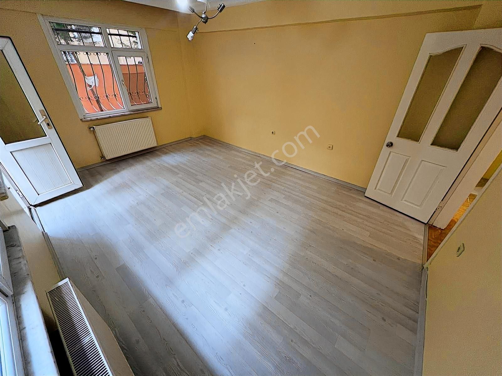 Pegaas'tan Pelican Anm Yanı Metrobüse Yakın 2+1 Bahçe Katı Daire - Görsel 2