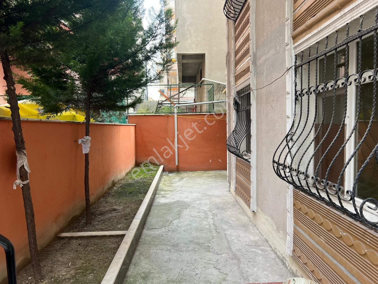 Pegaas'tan Pelican Anm Yanı Metrobüse Yakın 2+1 Bahçe Katı Daire - Görsel 19