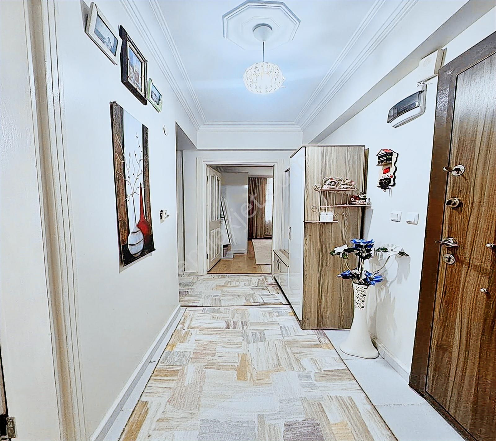 Esenyurt Kıraç Hürriyet Mah. 1.kat Tek Daire Üzeri 3.200.000 Tl - Görsel 5