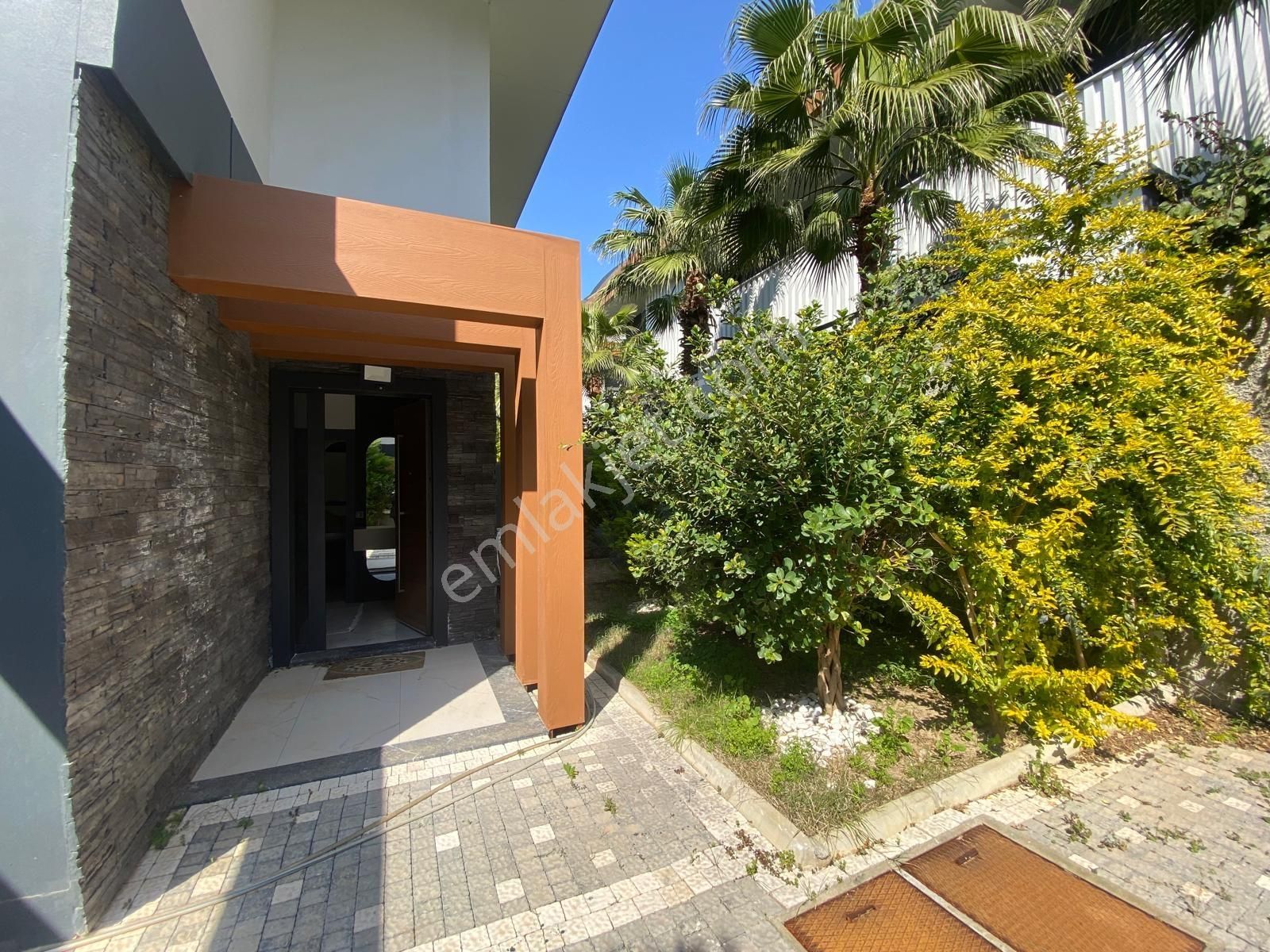 Avsallar'da Vatandaşlığa Uygun / 4+1 Müstakil Havuzlu Lüks Villa - Görsel 13