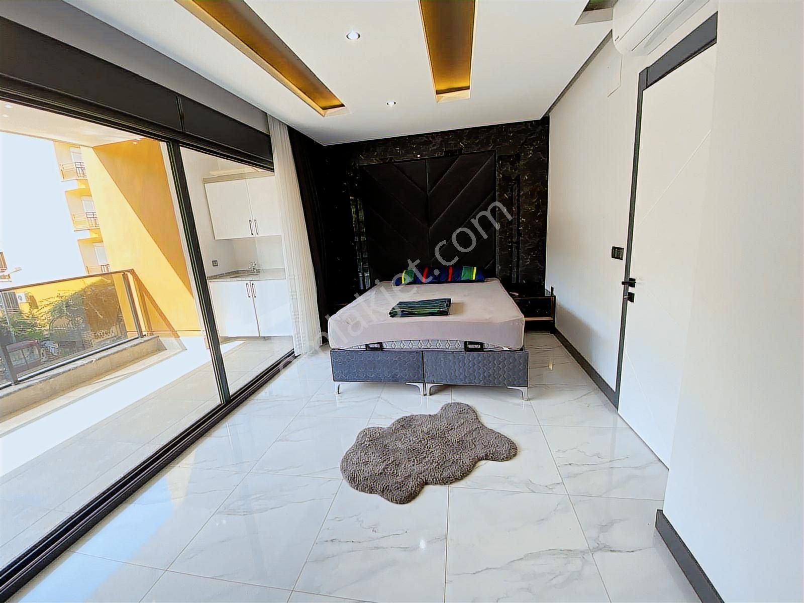 Avsallar'da Vatandaşlığa Uygun / 4+1 Müstakil Havuzlu Lüks Villa - Görsel 14