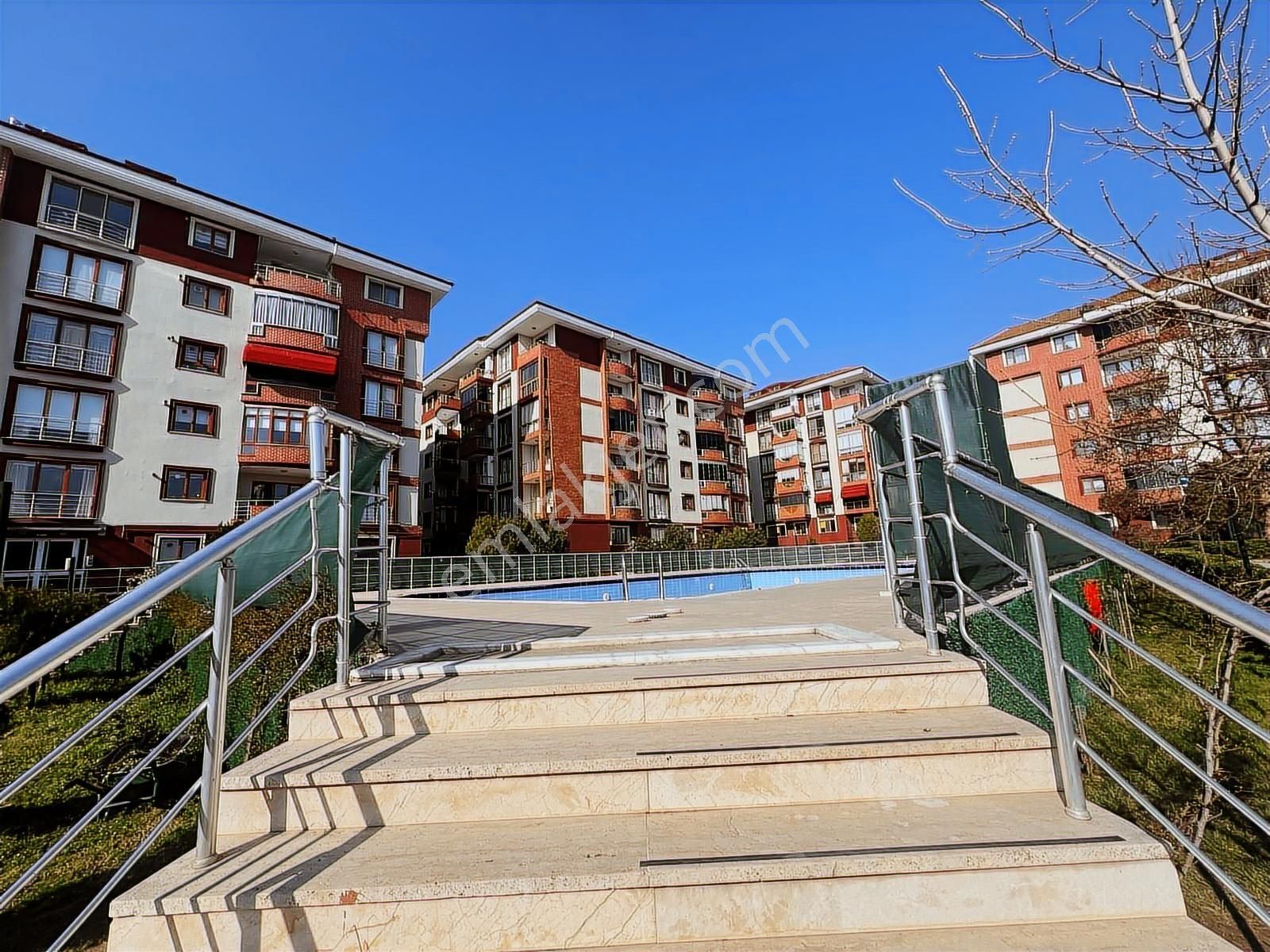 Muhittin Mah. Havuzlu Site İçinde 3+1/145m2 Satılık Fırsat Daire - Görsel 4