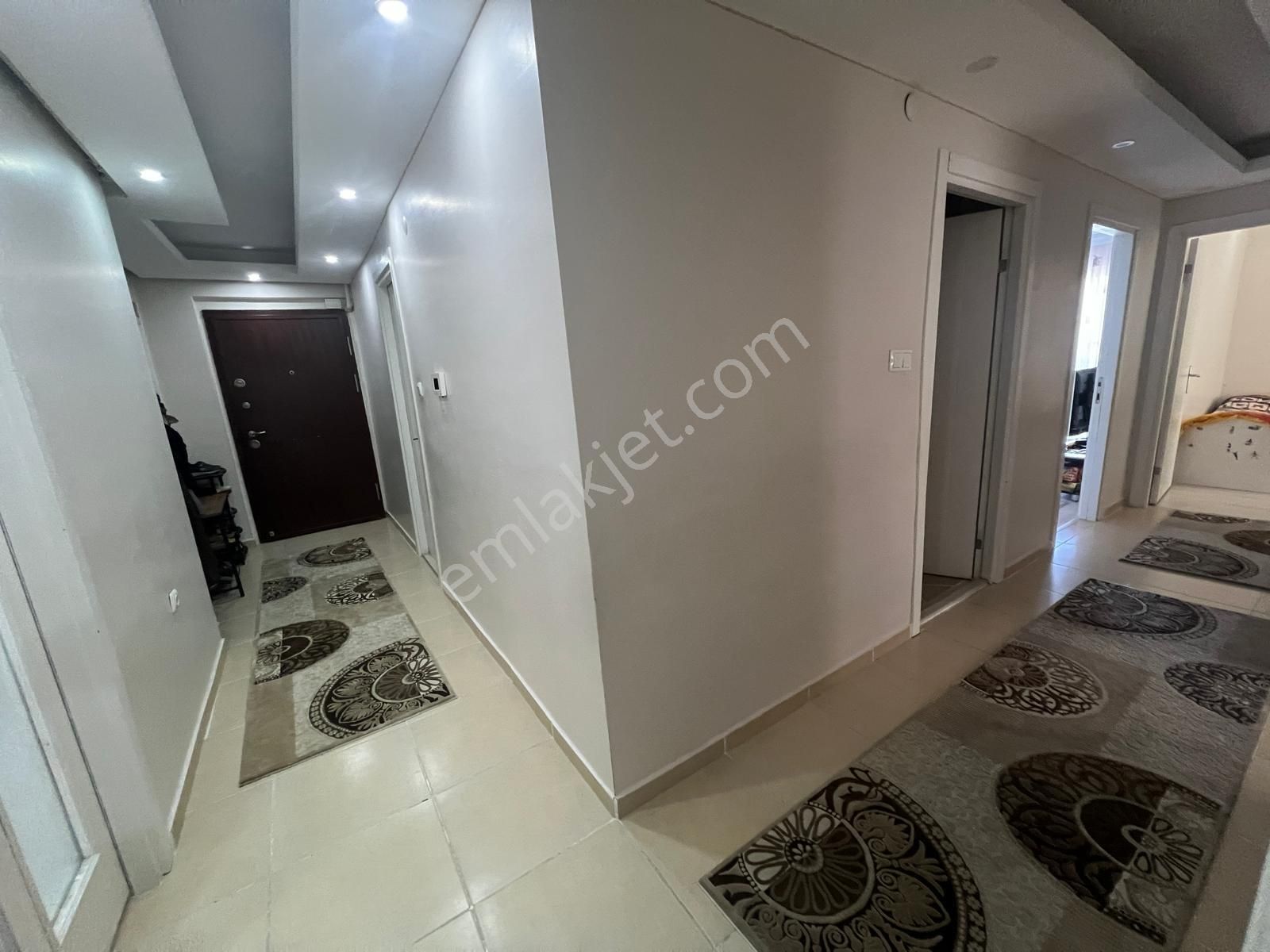 Muhittin Mah. Havuzlu Site İçinde 3+1/145m2 Satılık Fırsat Daire - Görsel 6