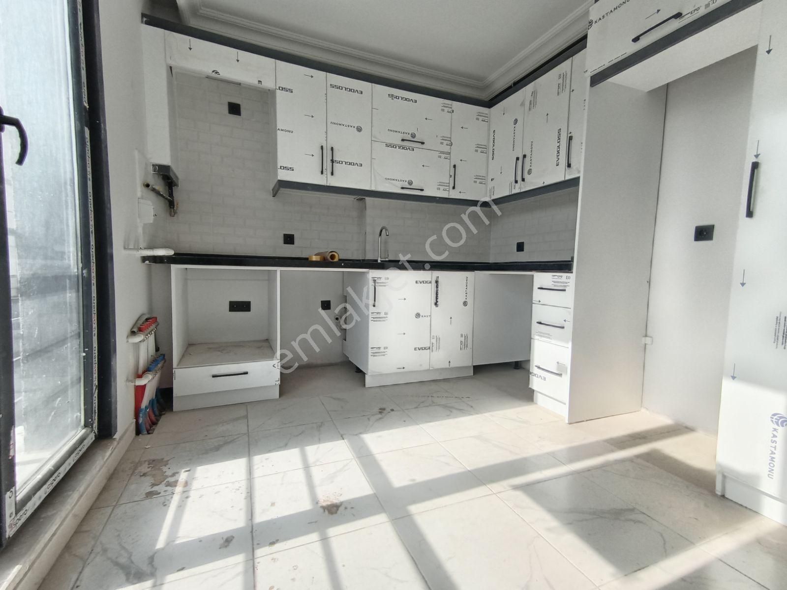 Sancaktepe A.gazi Mah De 3+1,115m2 Arakat Daire - Görsel 4