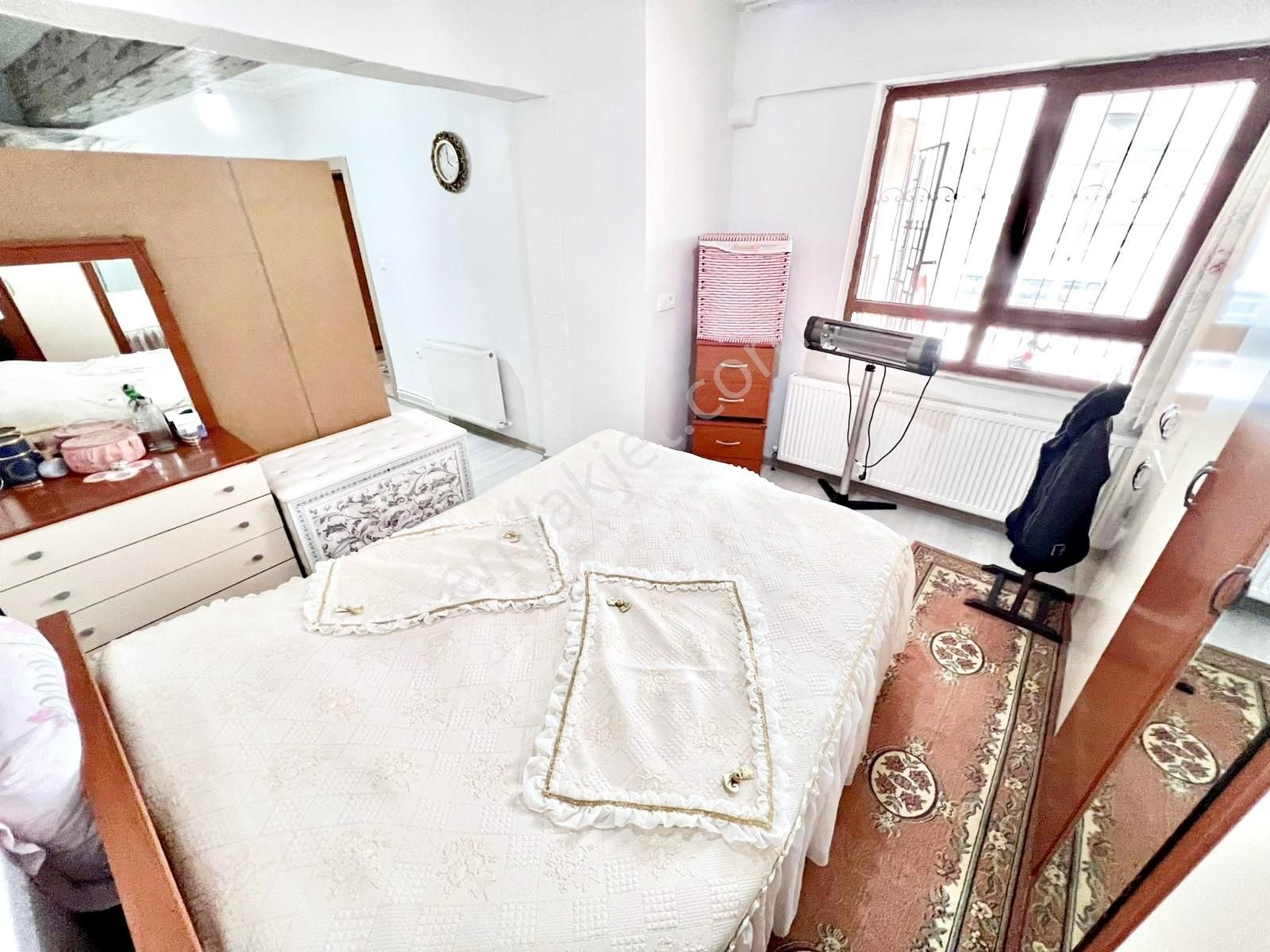 2+1 Etlik Yozgat Bulvar Paraleli Geniş Oturum Teras Balkonlu - Görsel 4