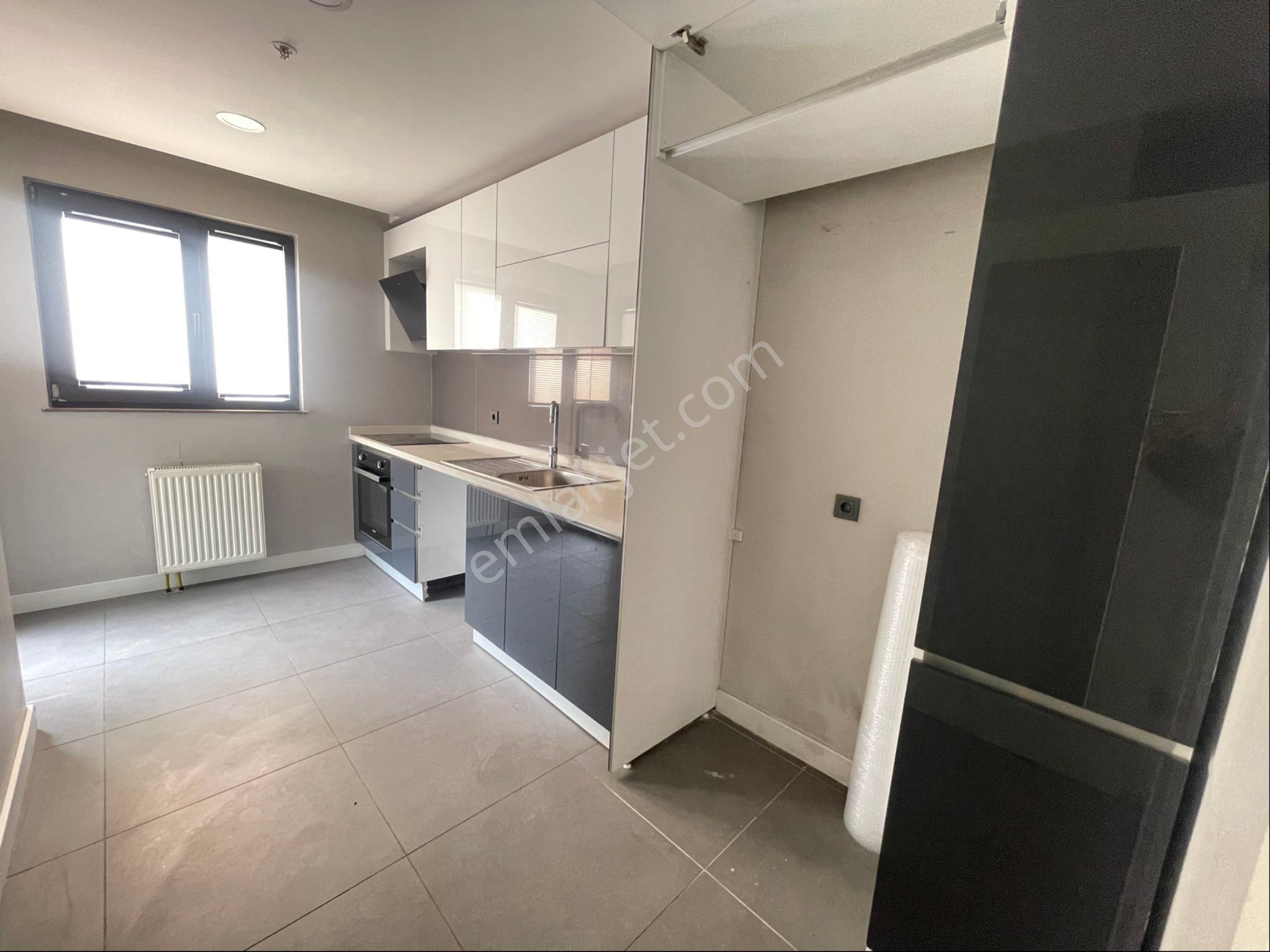 Genyap 3+1 Panoramik Manzaralı Büyük Tip Kiralık Daire - Görsel 5