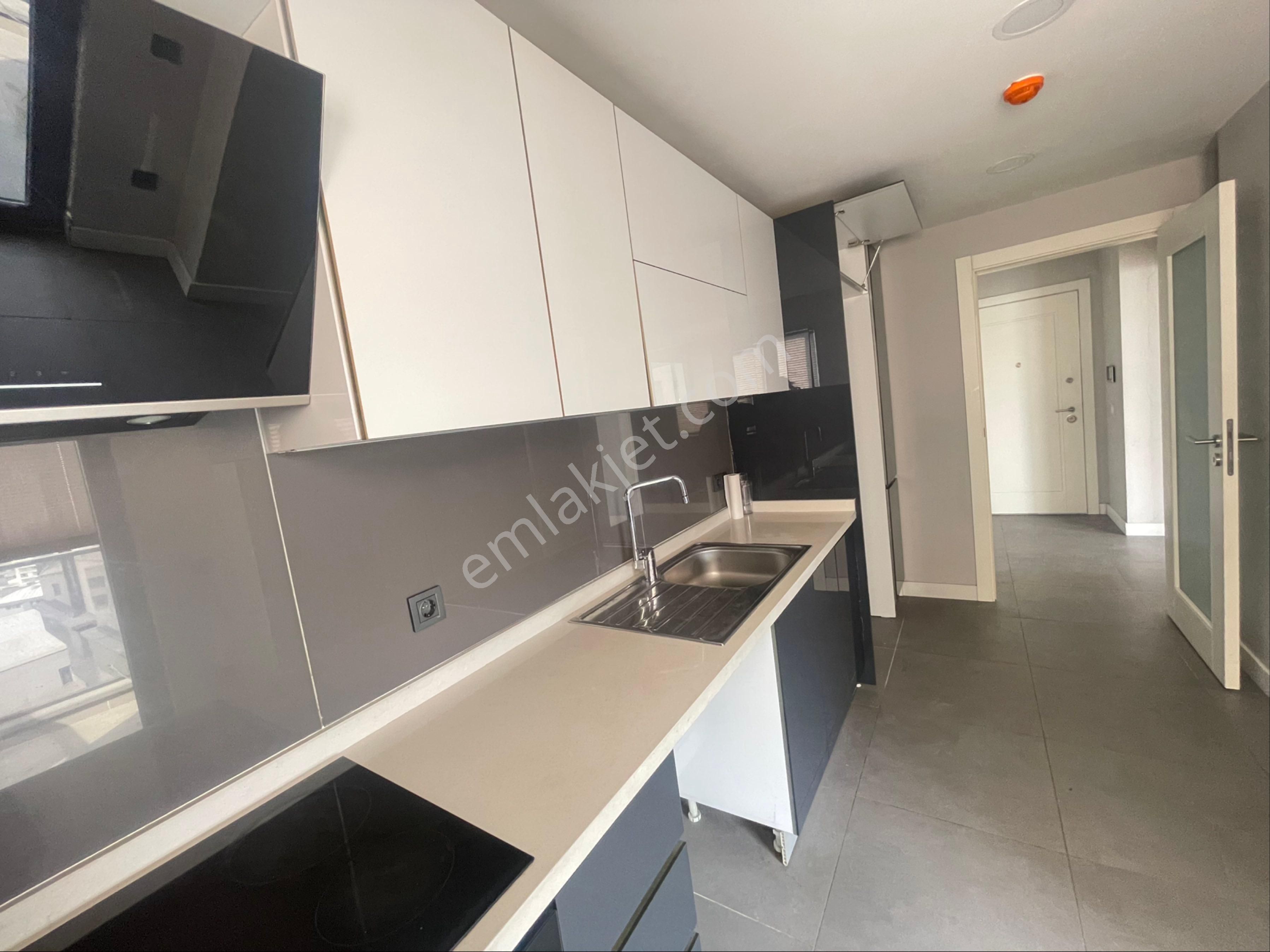Genyap 3+1 Panoramik Manzaralı Büyük Tip Kiralık Daire - Görsel 6
