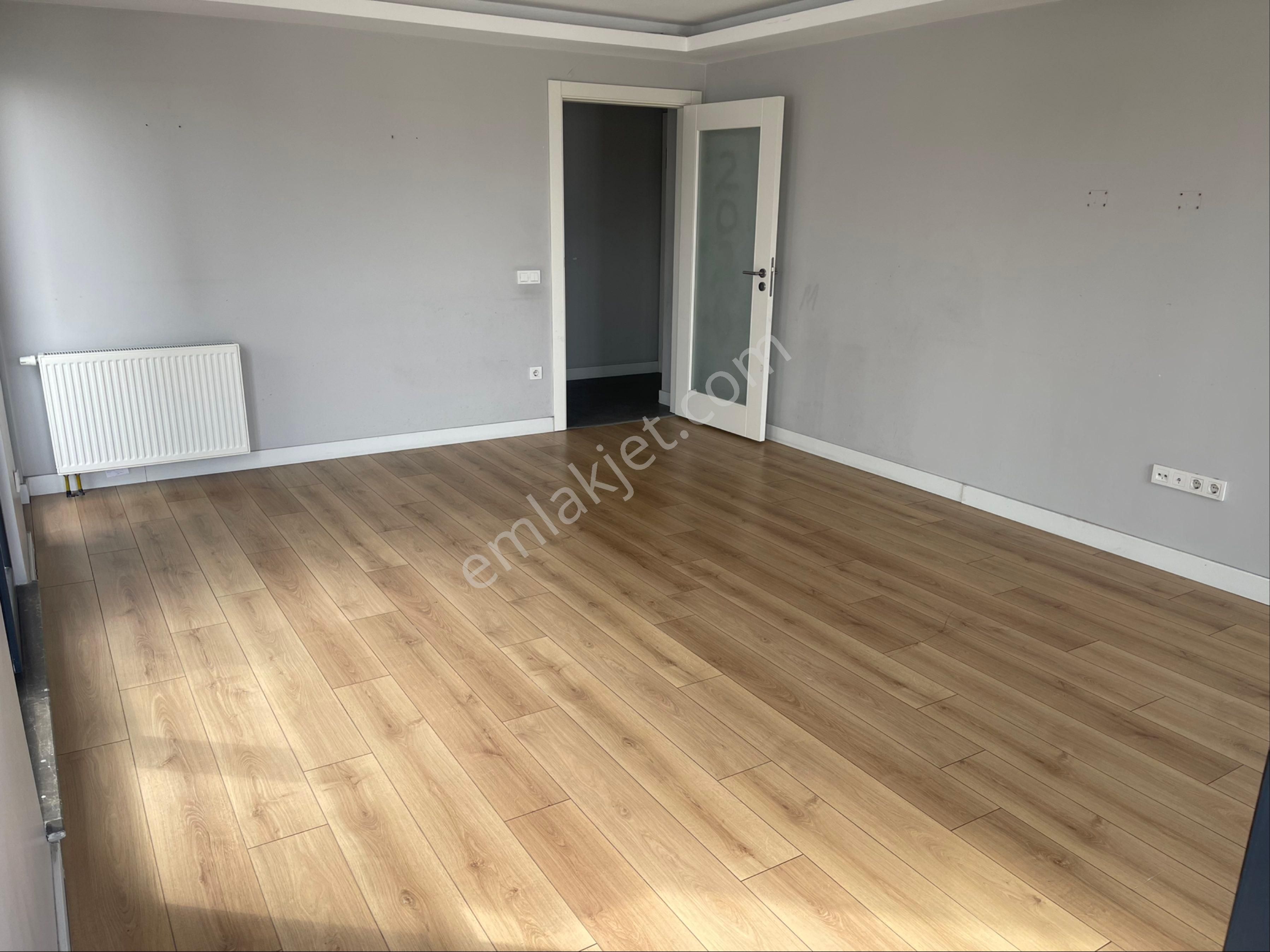 Genyap 3+1 Panoramik Manzaralı Büyük Tip Kiralık Daire - Görsel 2