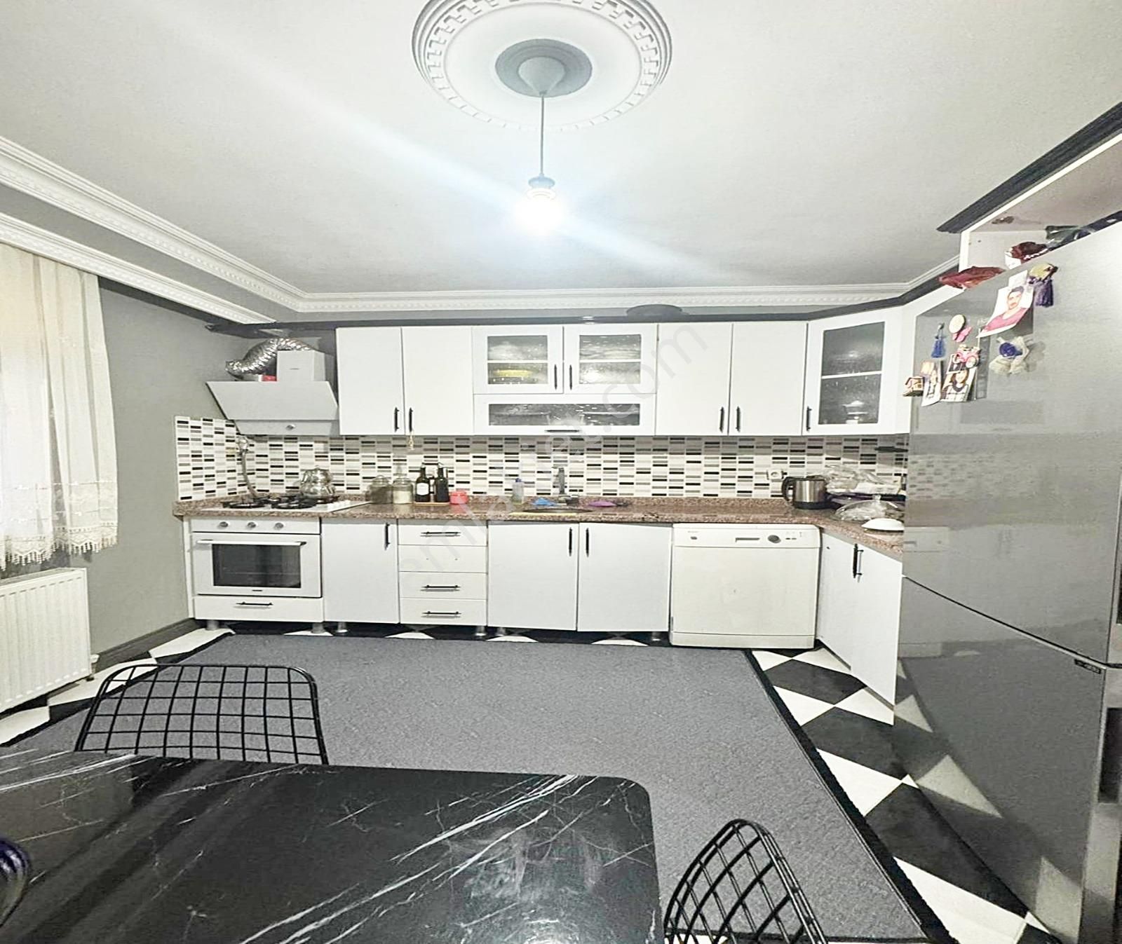 Esenyurt Kıraç Atatürkmah. 2.kat 3+1 125m2 Sadece 4.300.000 Tl - Görsel 18