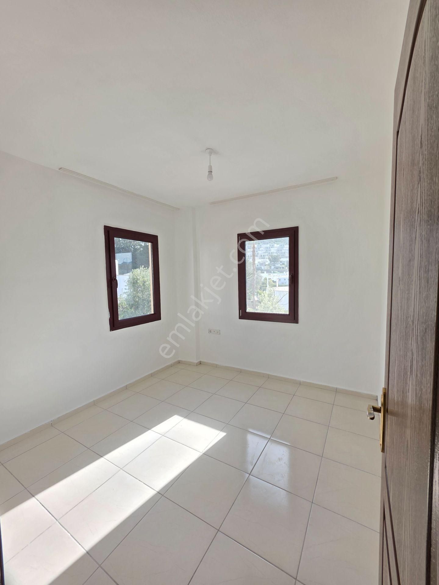 Agr Group'tan 12 Ay Gümüşlükte 3+1 Müstakil Otoparklı Villa ! - Görsel 13