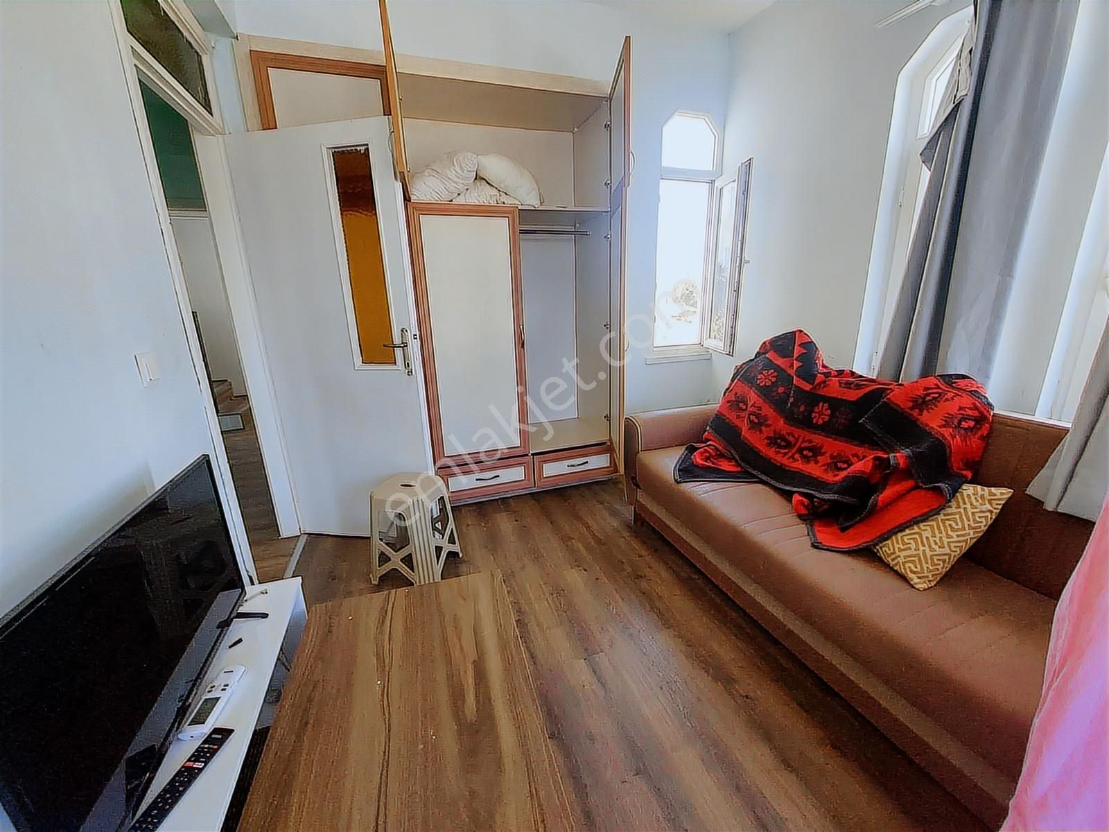 Belek'de Denize Yakın Tatil Tadında 3 Katlı Tribleks Villa - Görsel 13