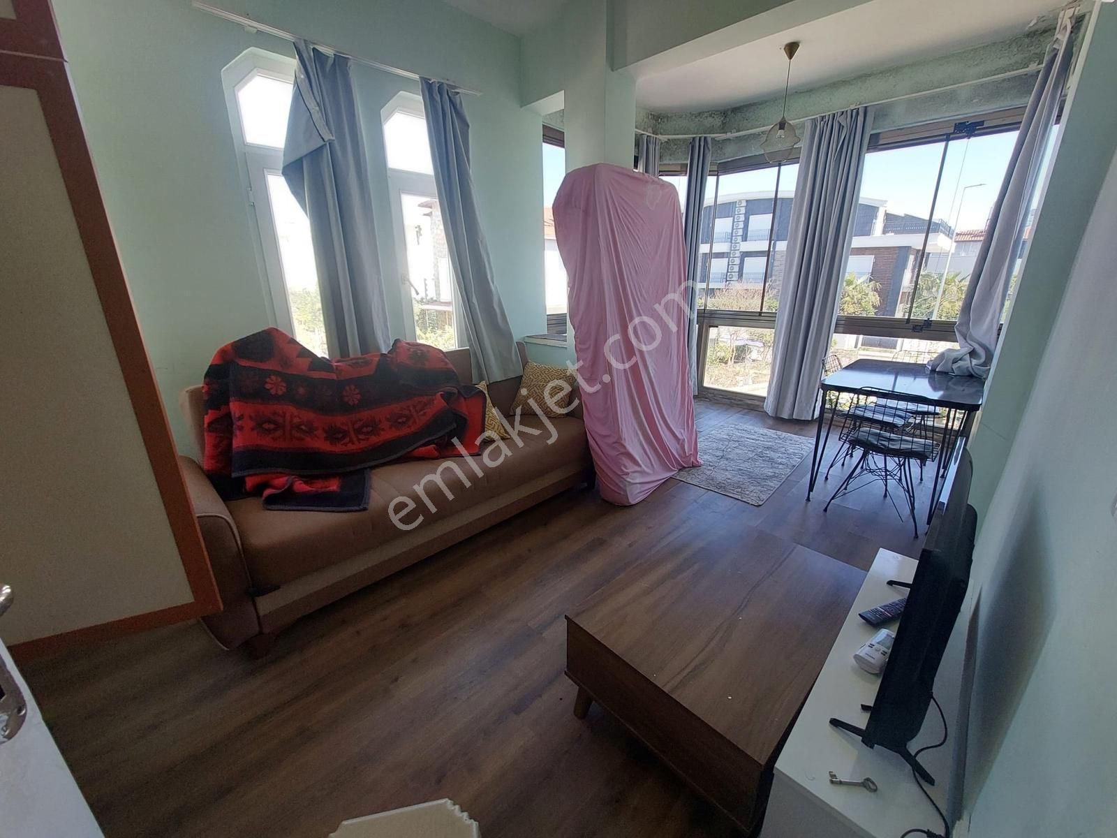 Belek'de Denize Yakın Tatil Tadında 3 Katlı Tribleks Villa - Görsel 4
