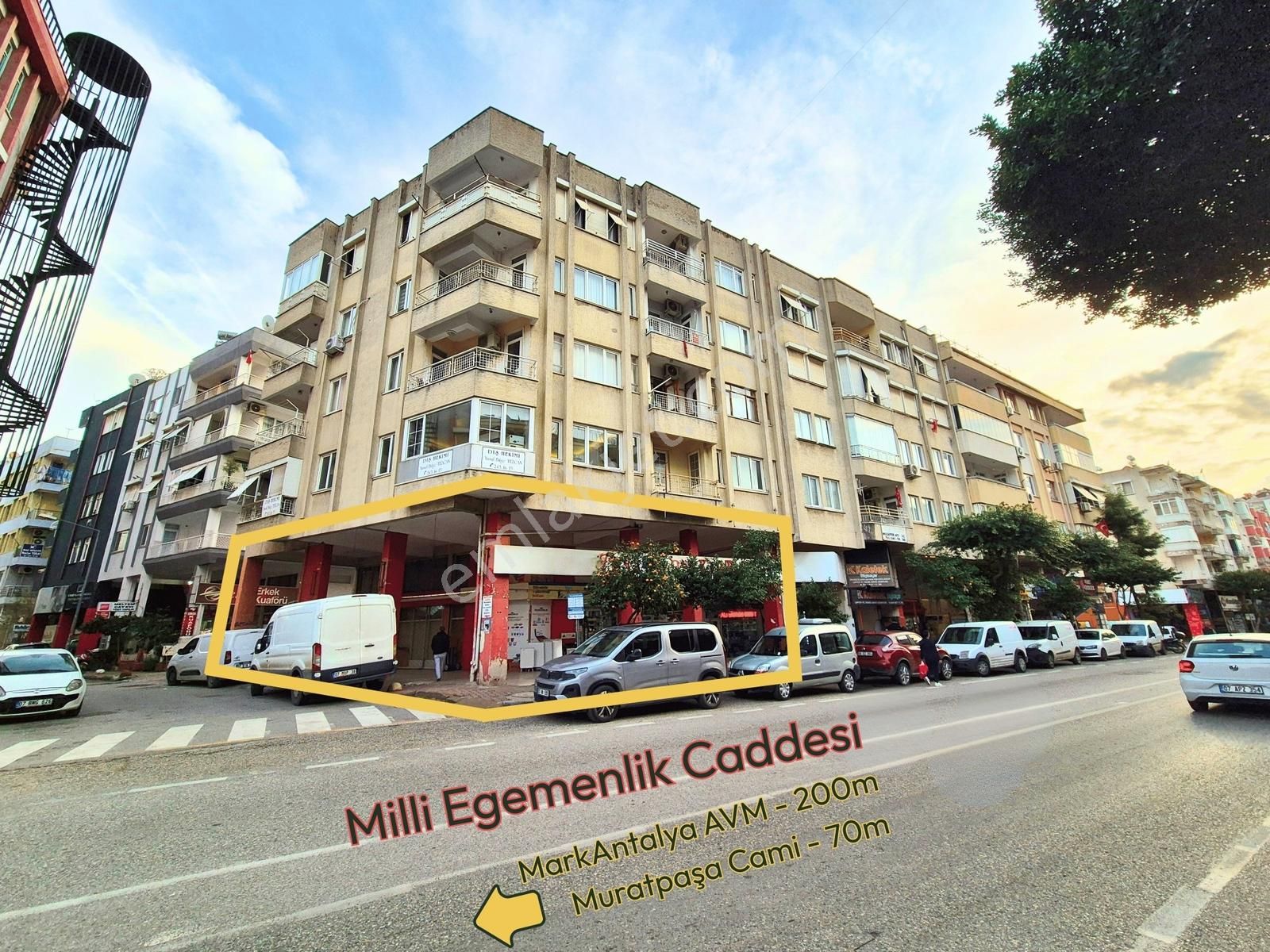 Markantalya Avm Yakını Milli Egemenlikte Satılık Köşe Dükkan