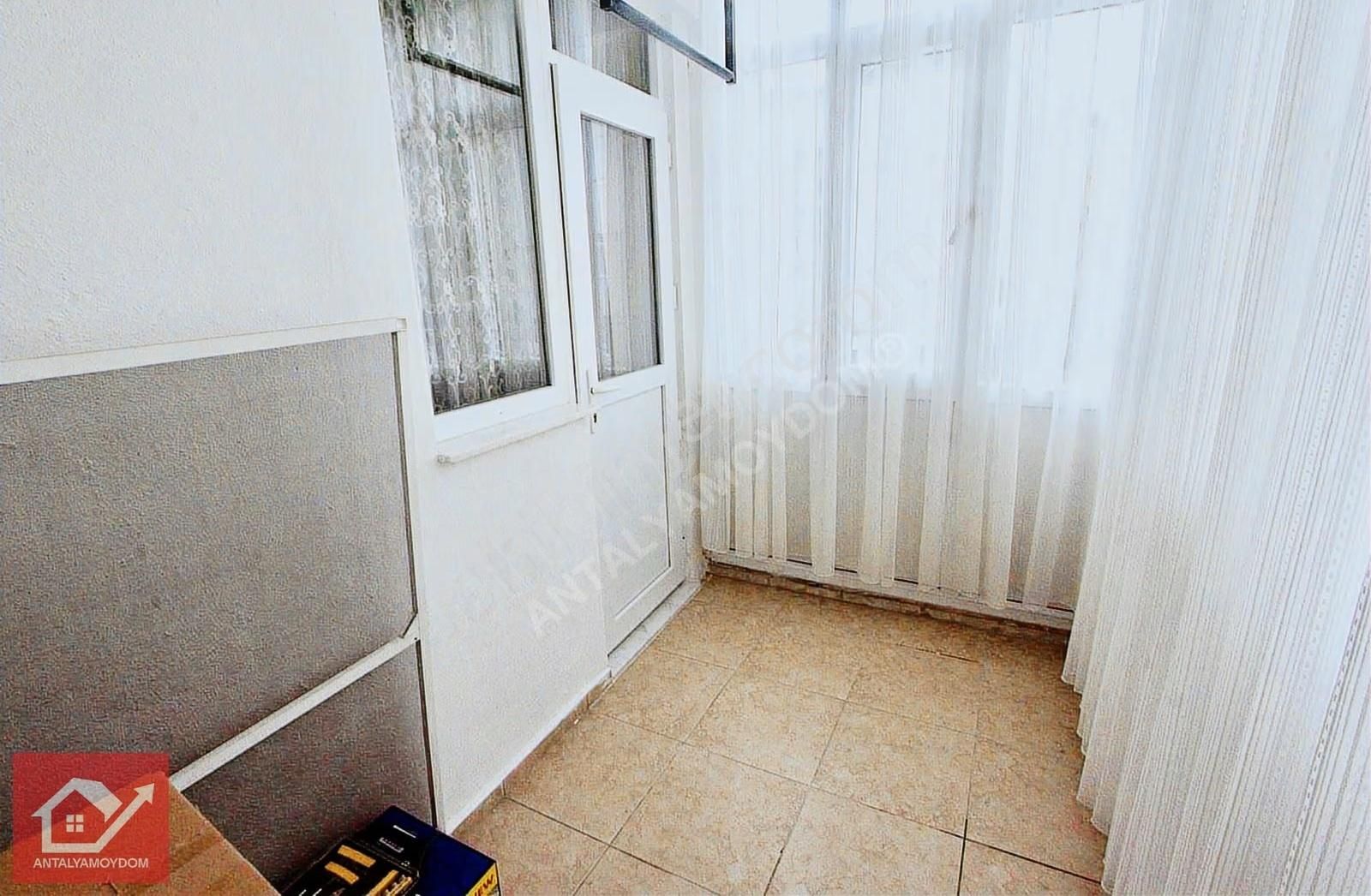 Muratpaşa Da Satılık Eşyalı Geniş 3+1 - Görsel 6