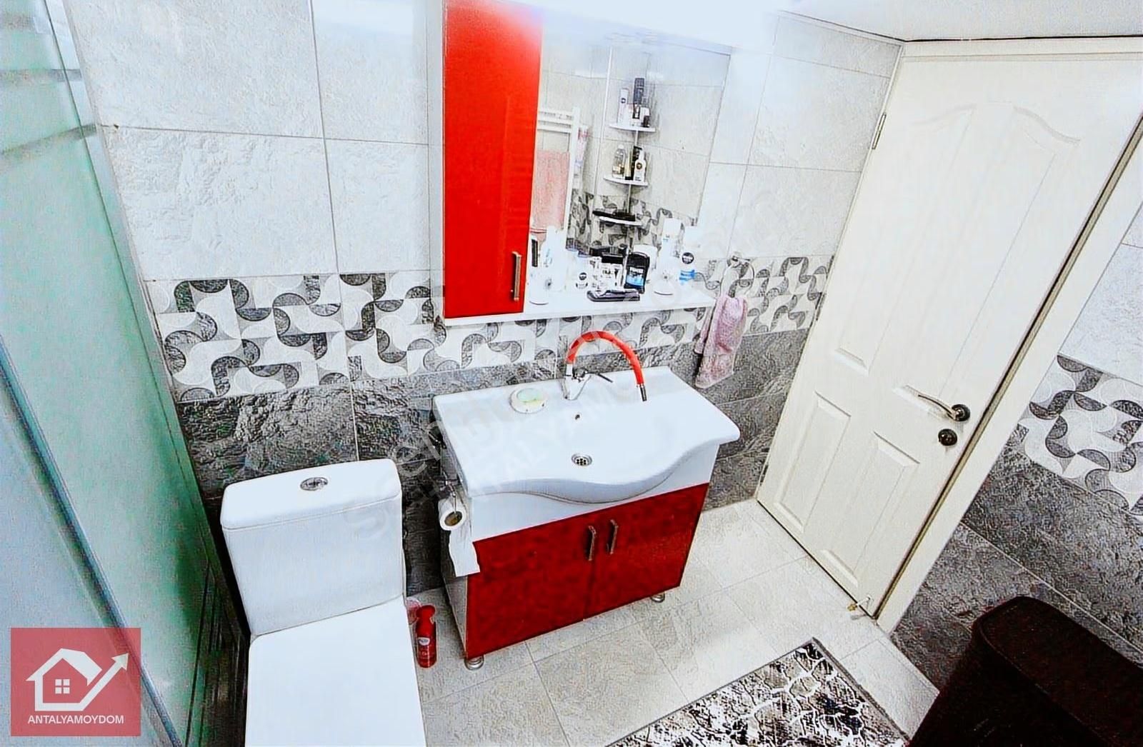 Muratpaşa Da Satılık Eşyalı Geniş 3+1 - Görsel 10