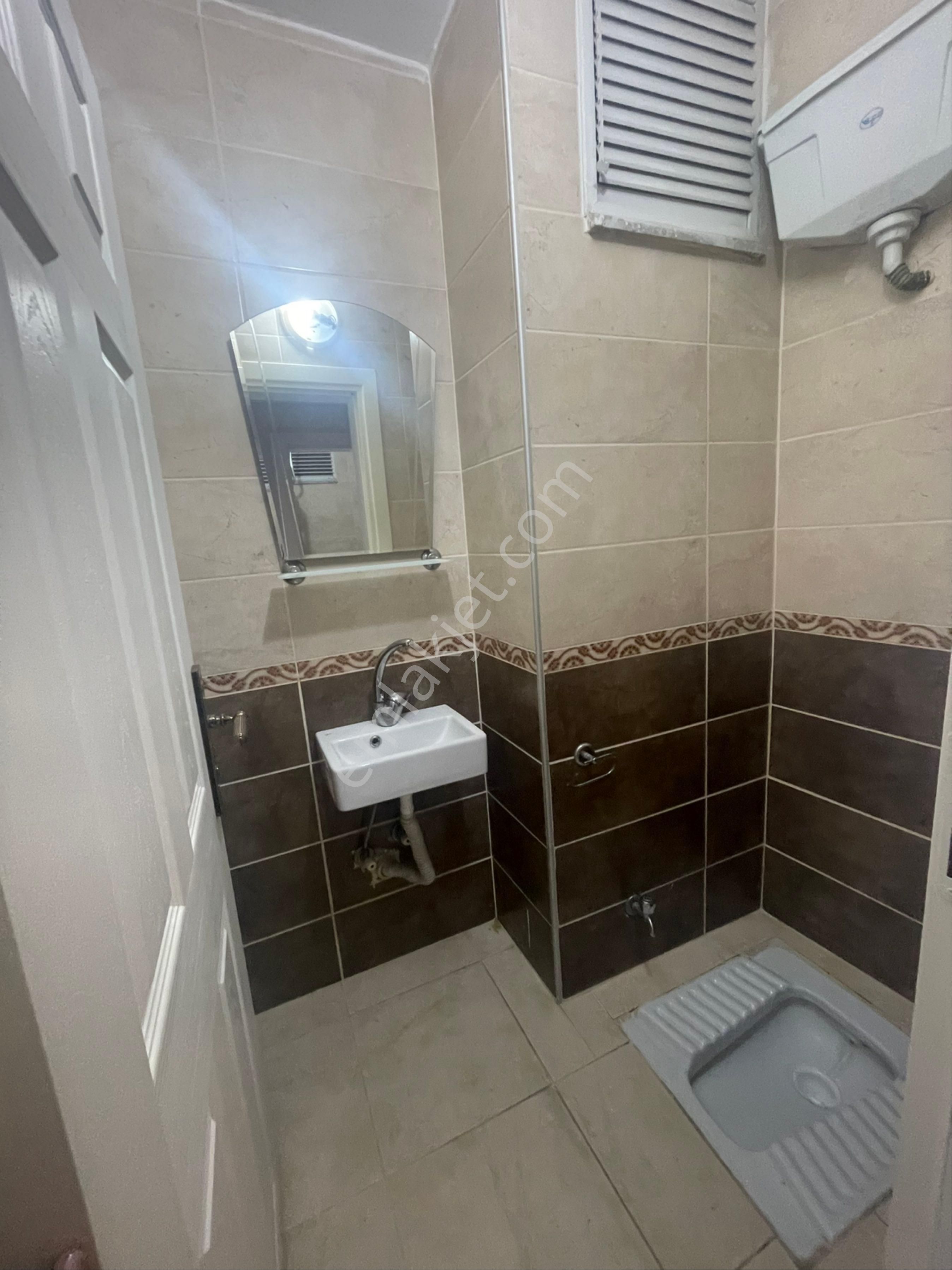 Çağlayan Merkezde Kiralık Ara Kat 2+1 Balkonlu Daire - Görsel 14