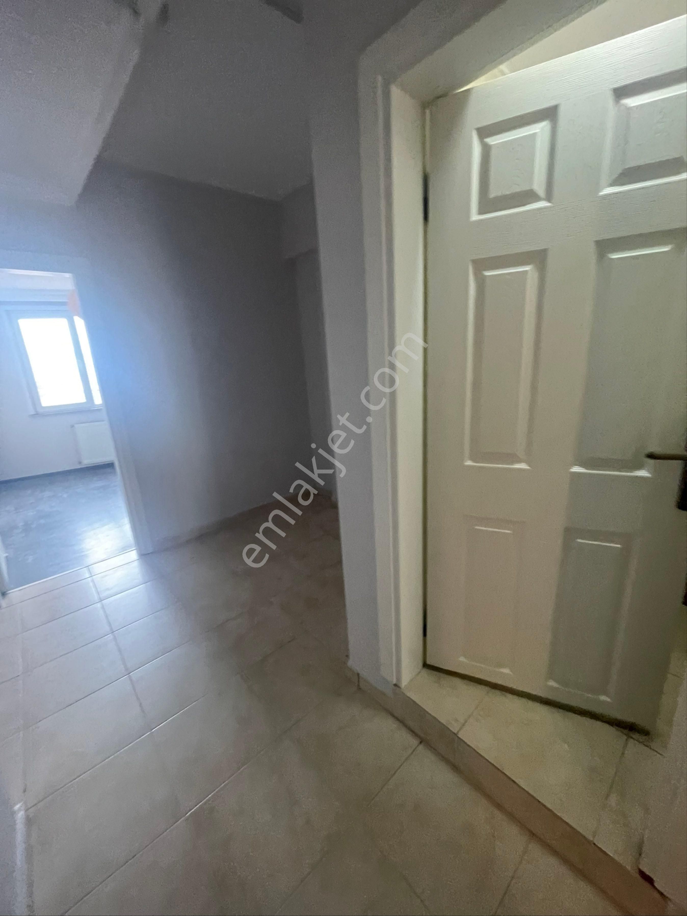 Çağlayan Merkezde Kiralık Ara Kat 2+1 Balkonlu Daire - Görsel 11
