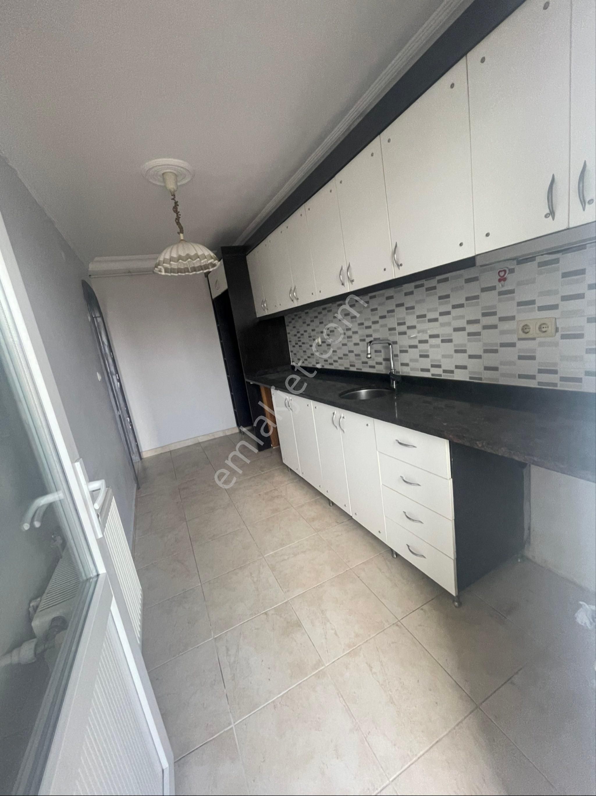 Çağlayan Merkezde Kiralık Ara Kat 2+1 Balkonlu Daire - Görsel 25