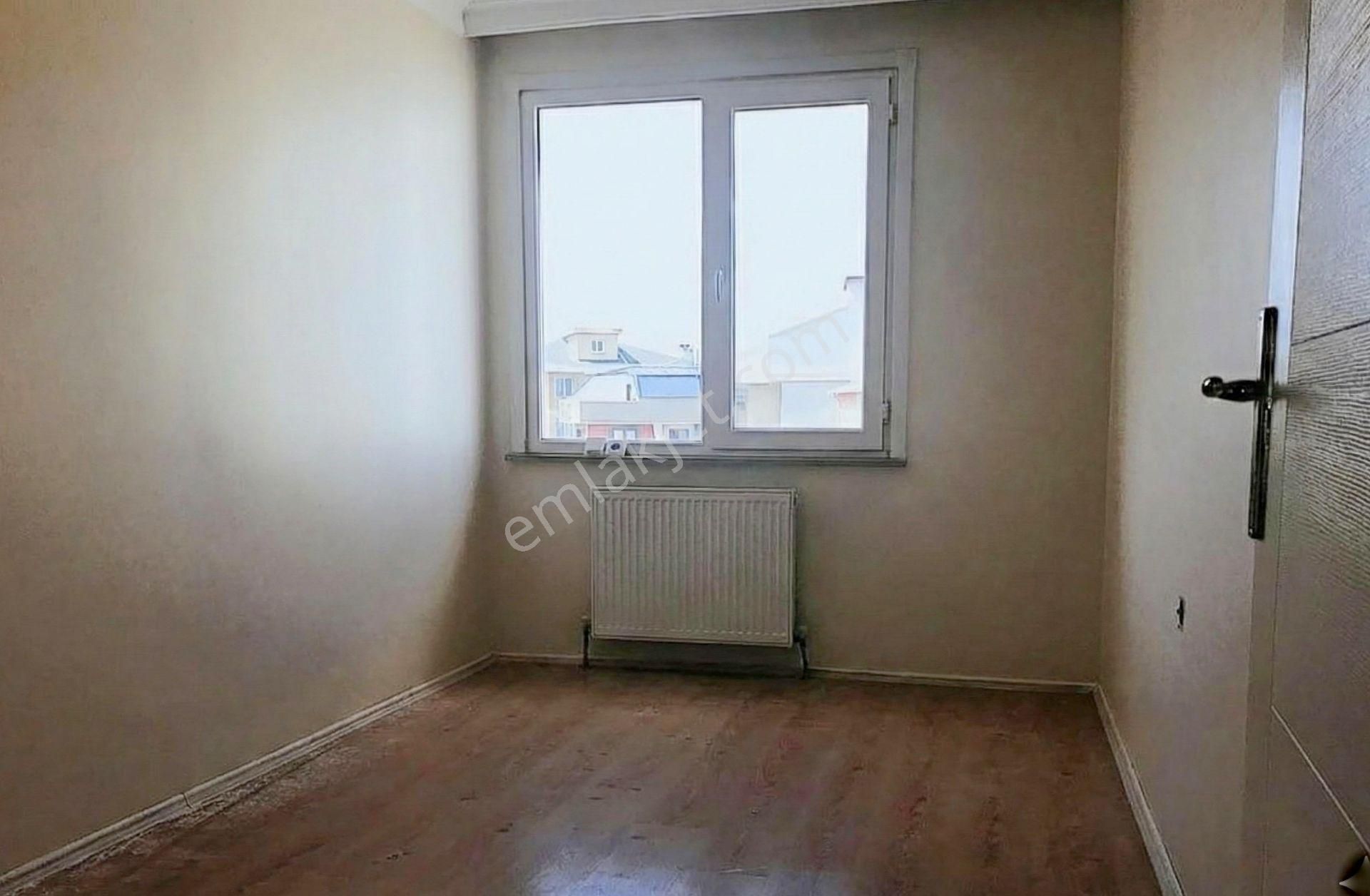 Mertcan'dan İskanlı Cadde 1dk Metro 6dk 2 Aileye Uygun Dubleks 4+2 - Görsel 9