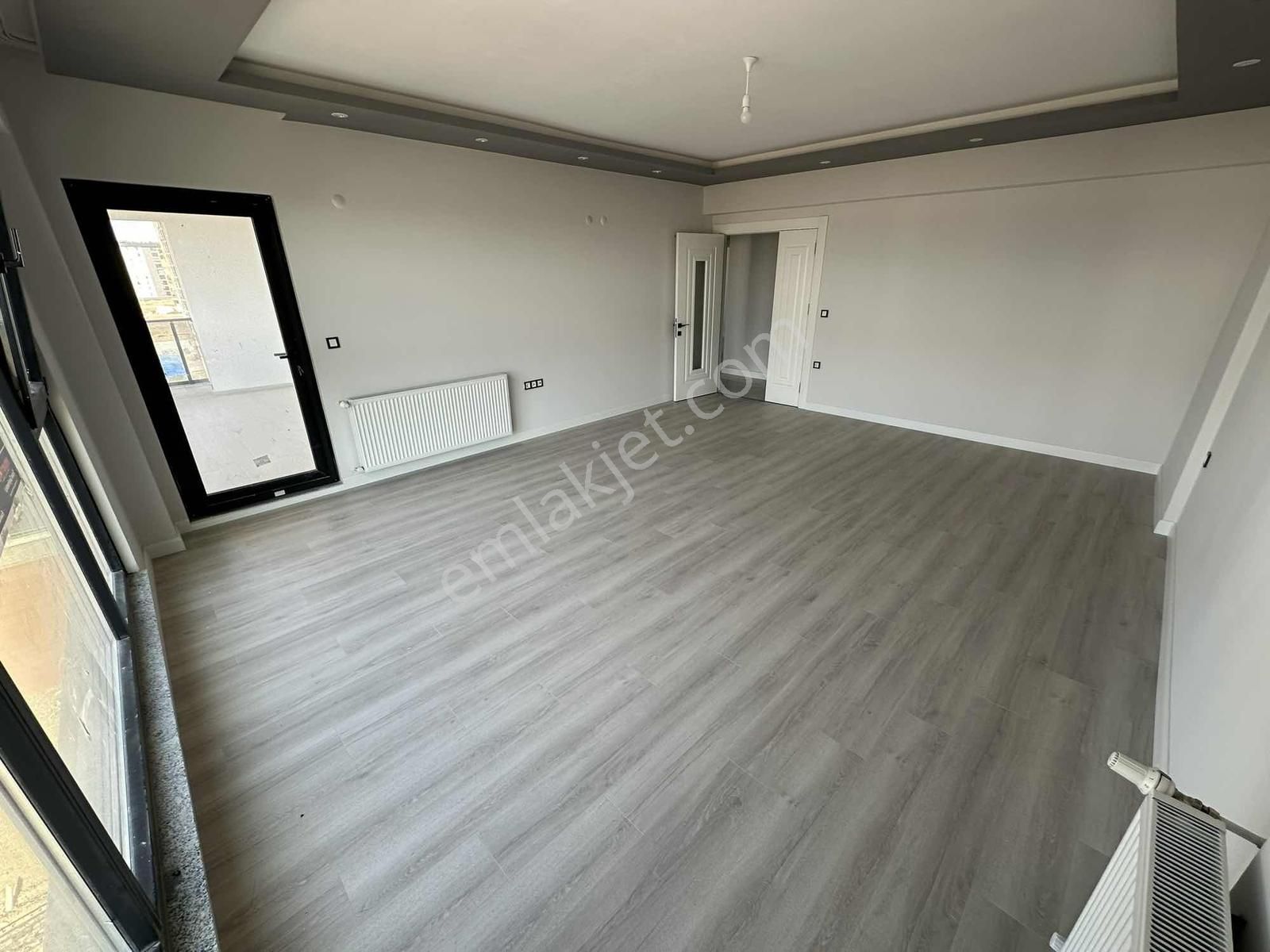 Prestijli Site West Parkta Kiralık Yüzme Havuzlu 3+1 Daire - Görsel 17