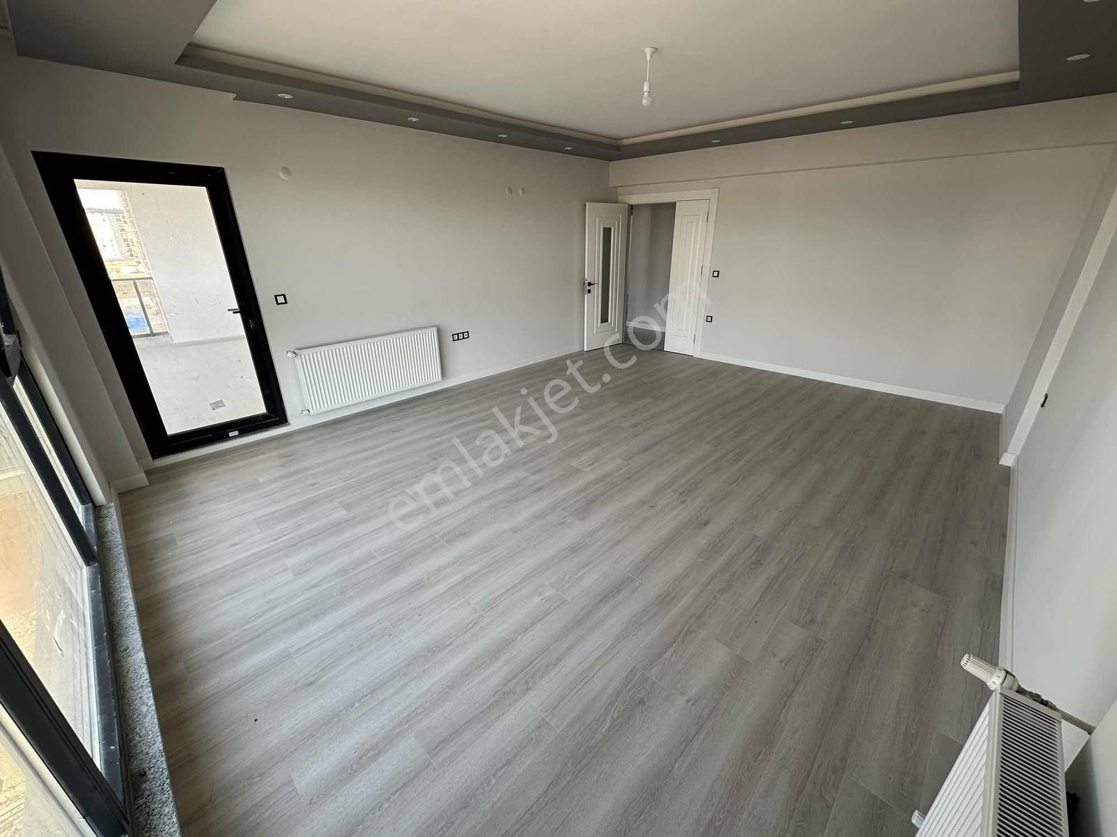 Prestijli Site West Parkta Kiralık Yüzme Havuzlu 3+1 Daire - Görsel 15