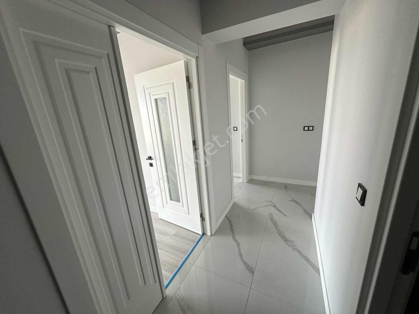 Prestijli Site West Parkta Kiralık Yüzme Havuzlu 3+1 Daire - Görsel 2