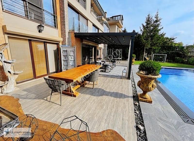 Acarkent'te Özel Güvenlikli Sokakta Satılık Villa - Görsel 7