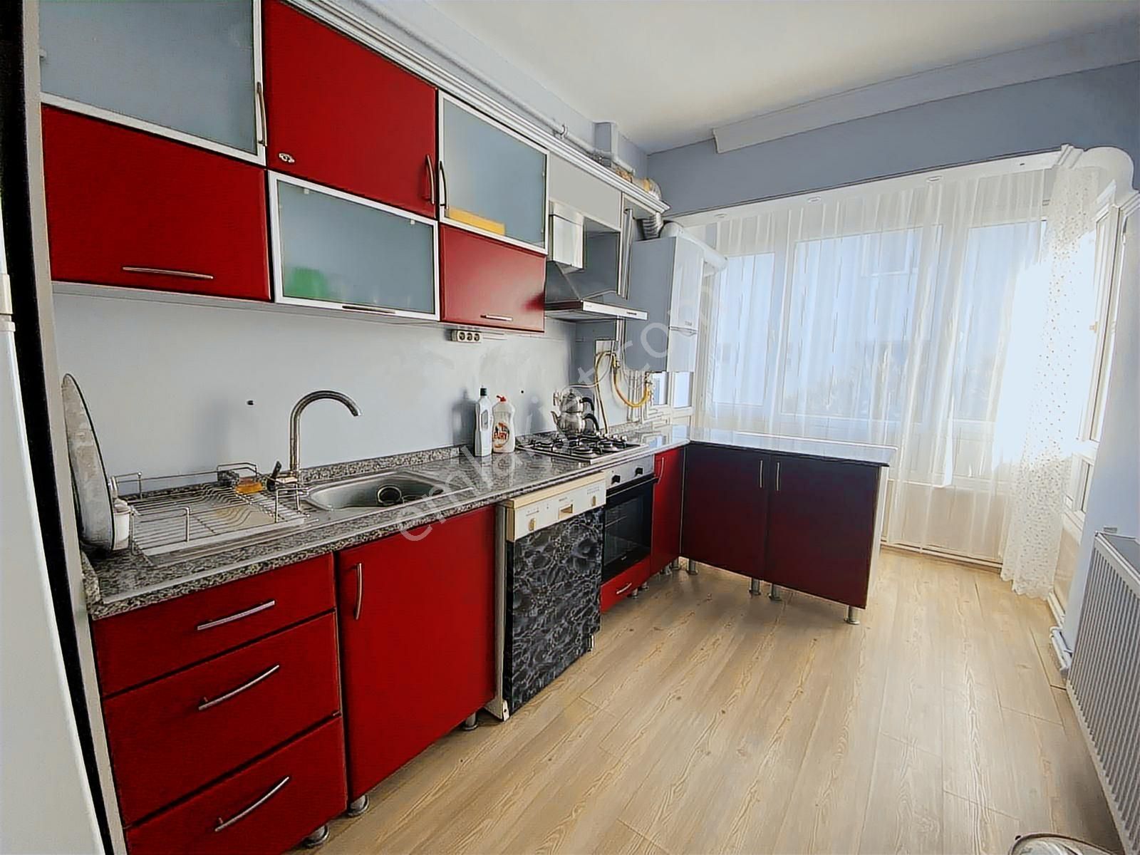 Aliağa Merkezde 3+1 Eşyalı Daire - Görsel 27