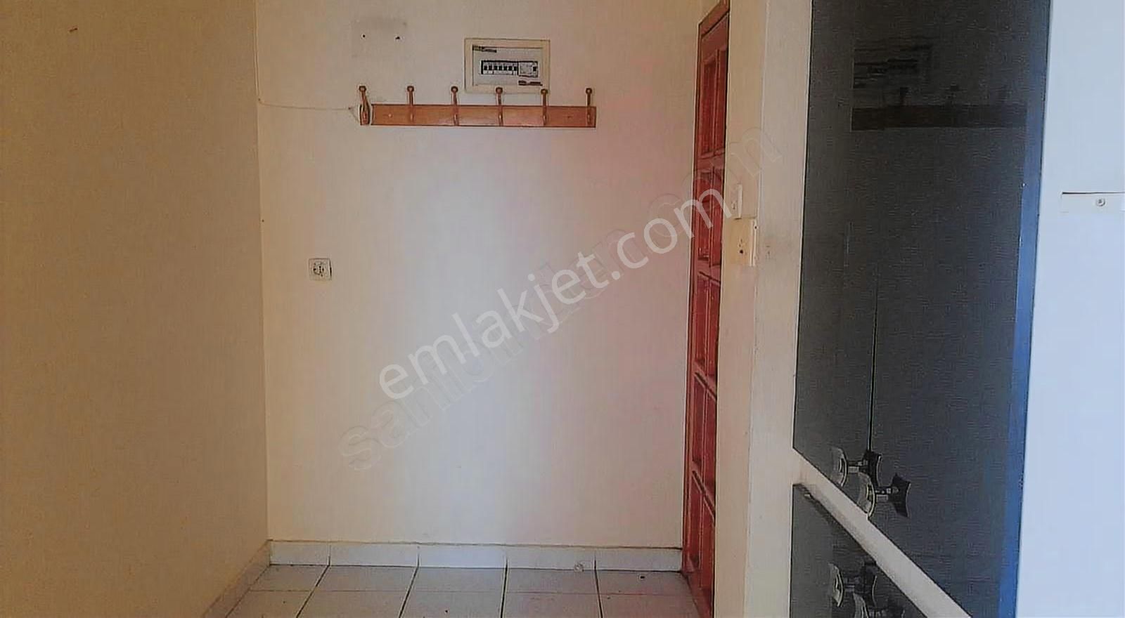 Merkezi Konumda Kiralık 2+1 - Görsel 14