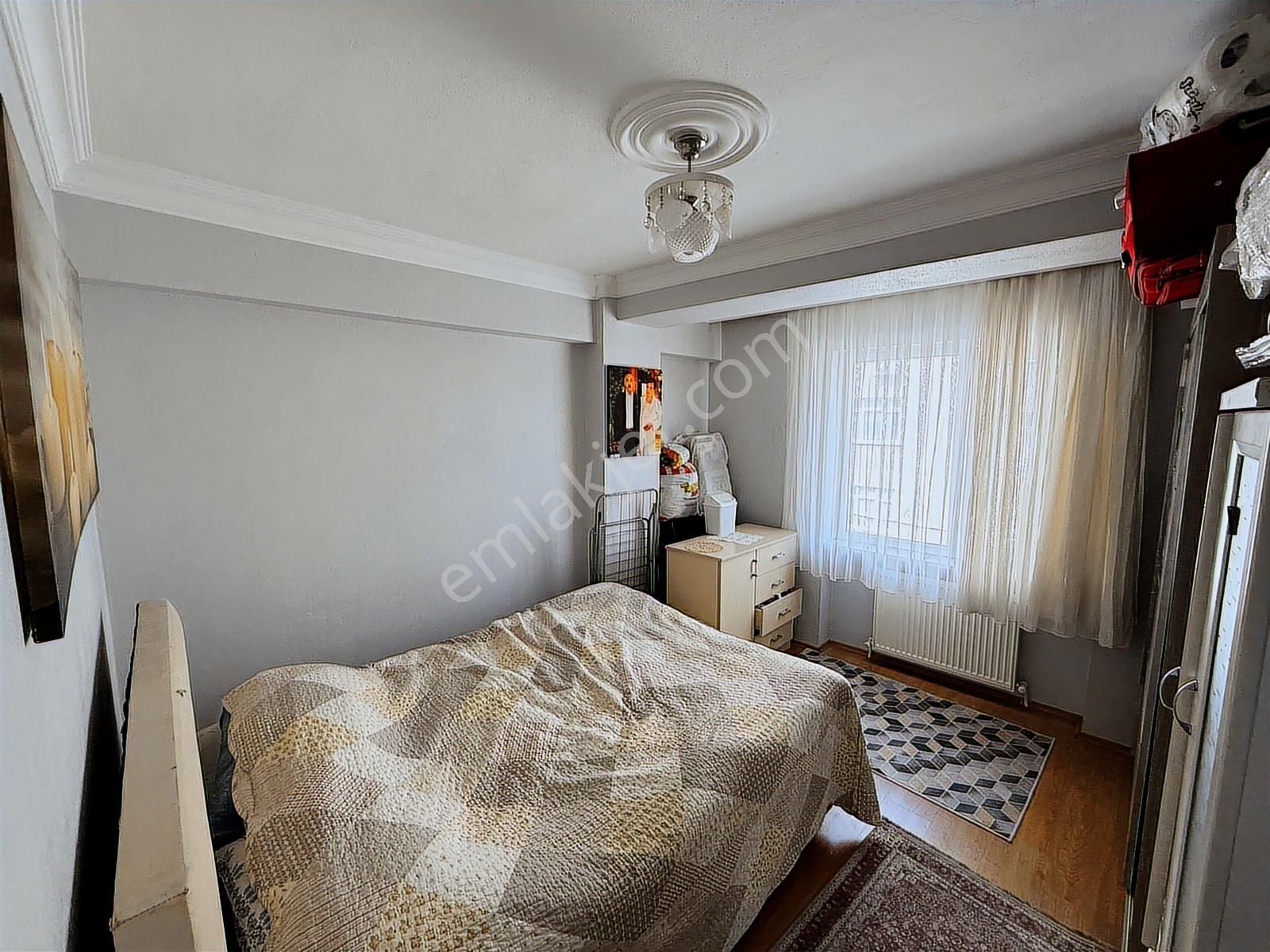 Atatürk Mah. Bahariye Metro Durağının Dibinde Satılık Dubleks