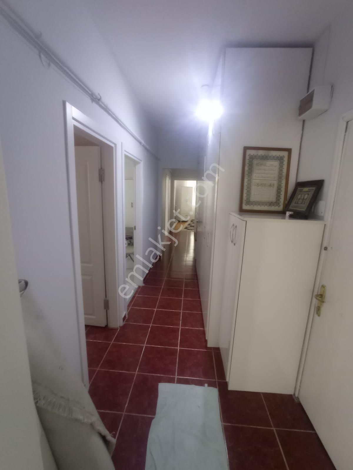 S.evler Meydanda Metrobüse 2dk.3+1 120m2 Kredili Arakat 4.kat Fırsat Daire - Görsel 13