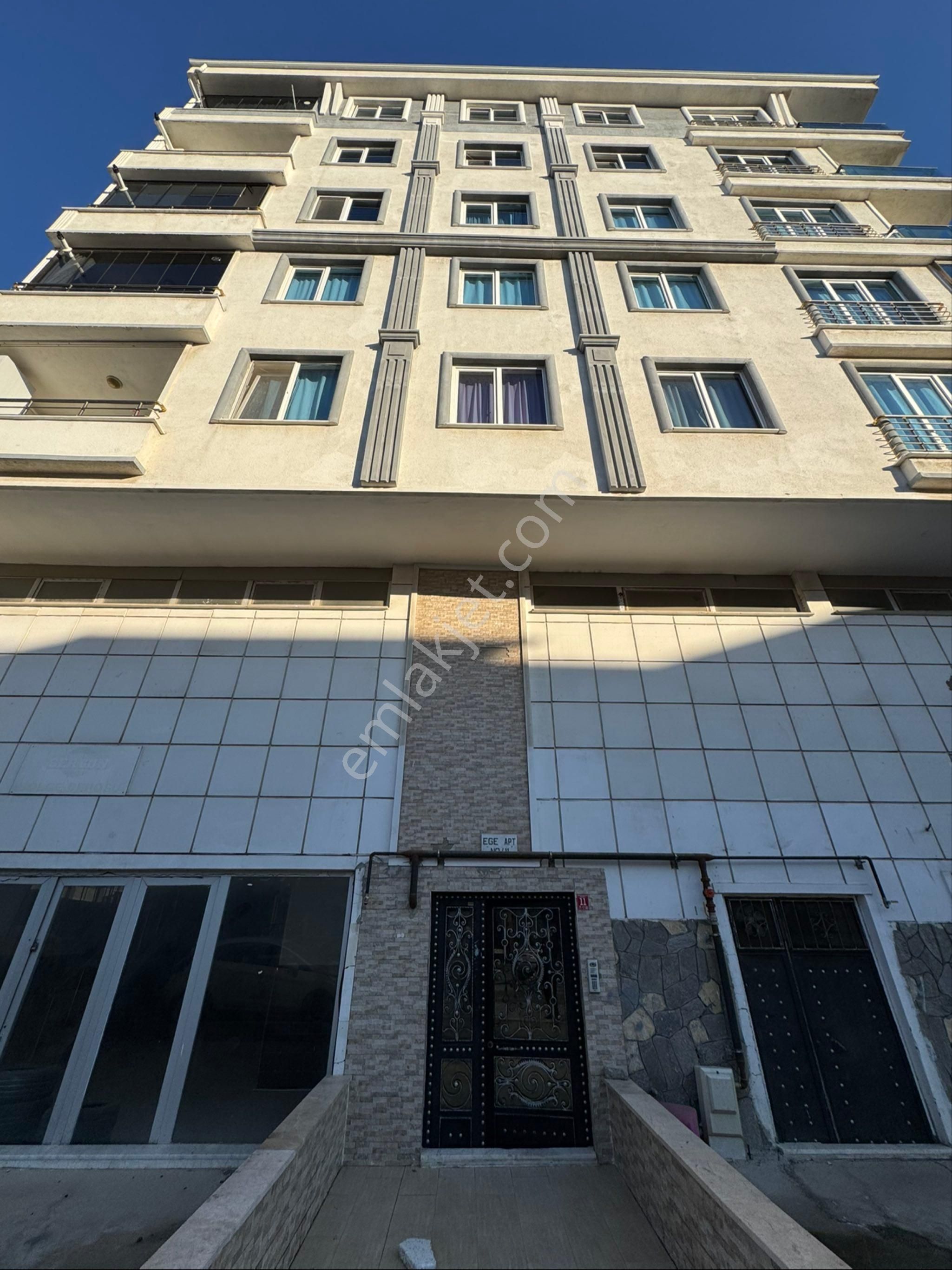 Edremit Kadıköy'de Çift Cephe Asansörlü Doğalgazlı 3+1 Daire - Görsel 5