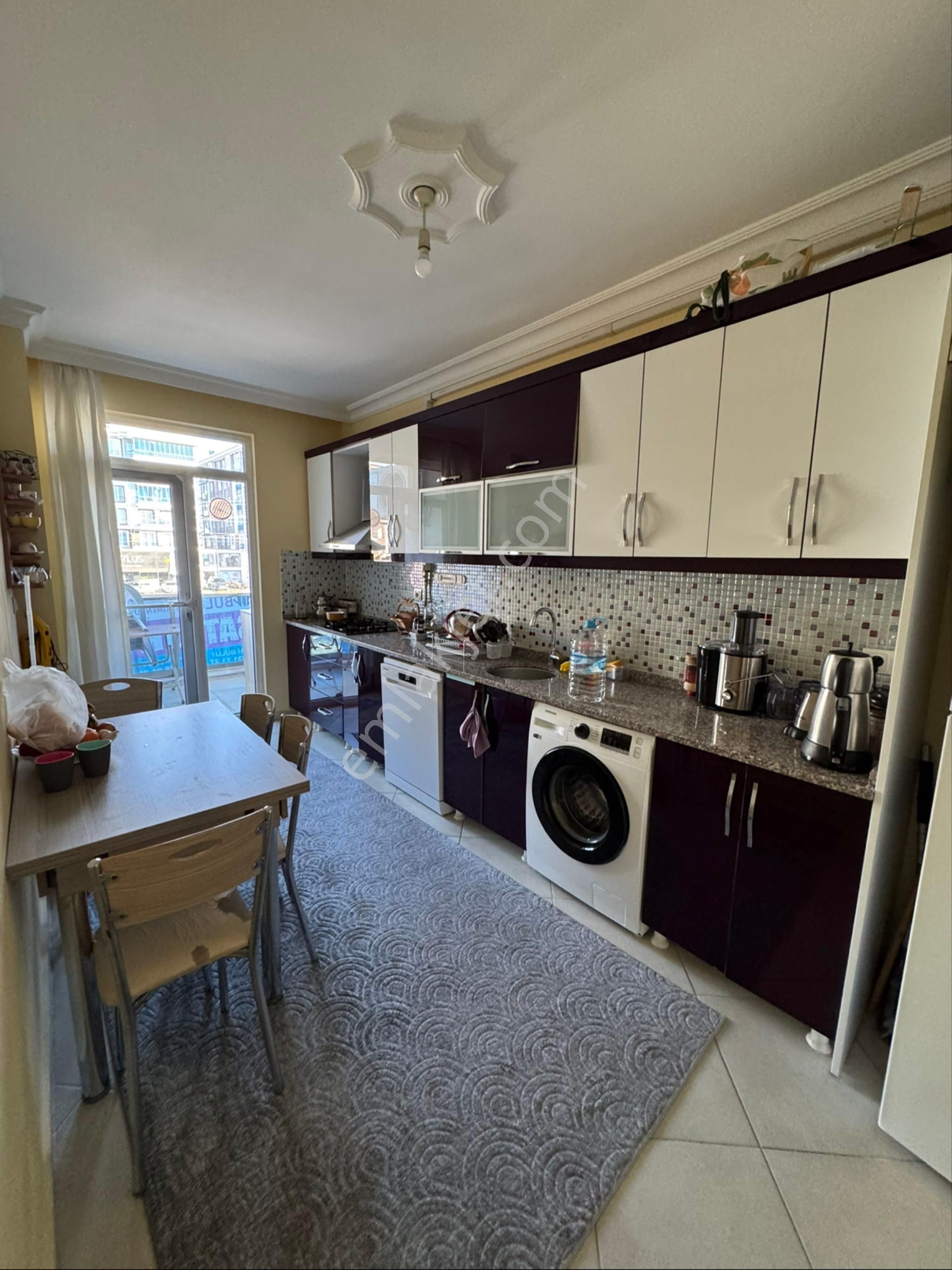 Edremit Kadıköy'de Çift Cephe Asansörlü Doğalgazlı 3+1 Daire - Görsel 7