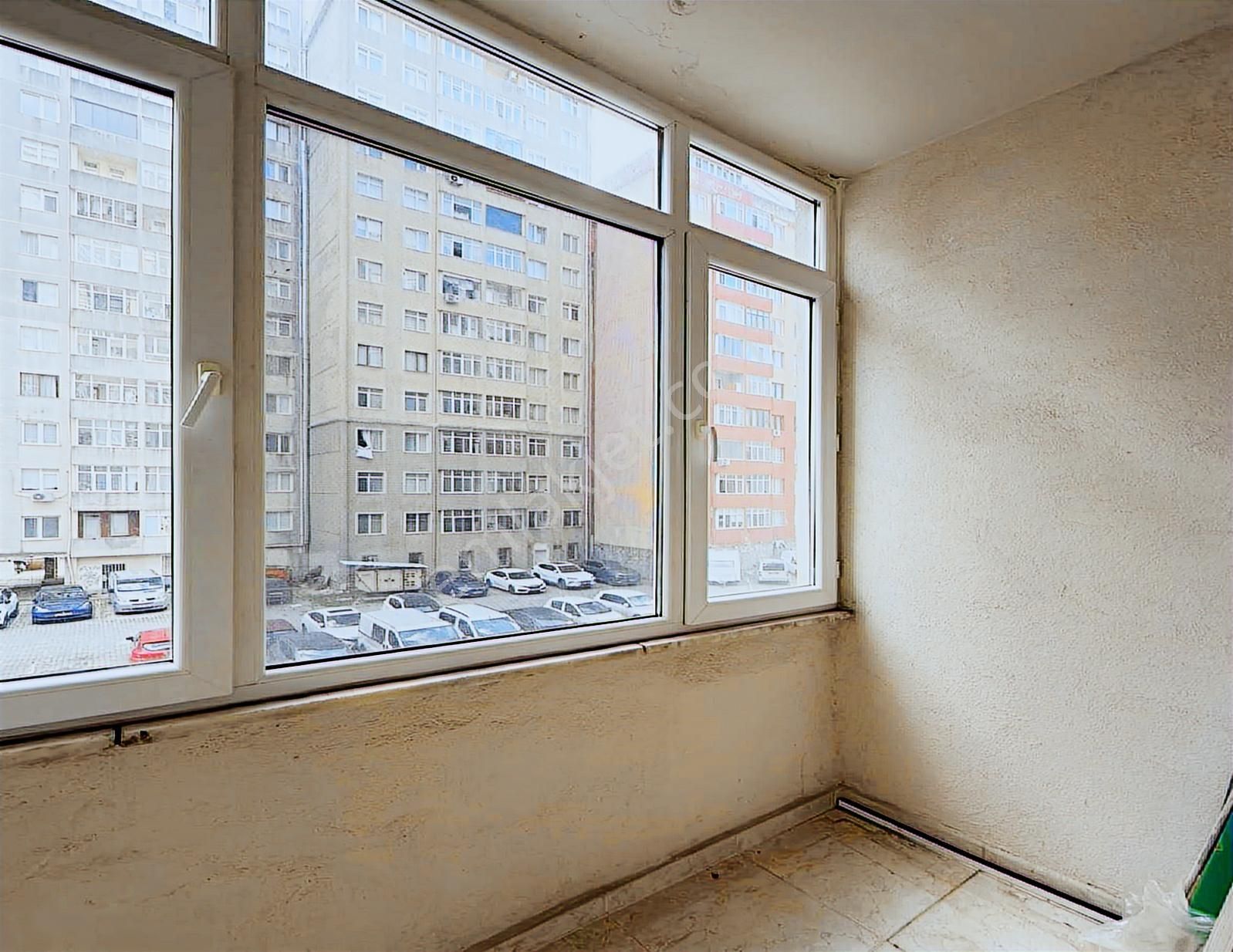 Barış Mahallesi Metrobüse Yürüme Mesafesinde Satılık 3+1 Daire - Görsel 27