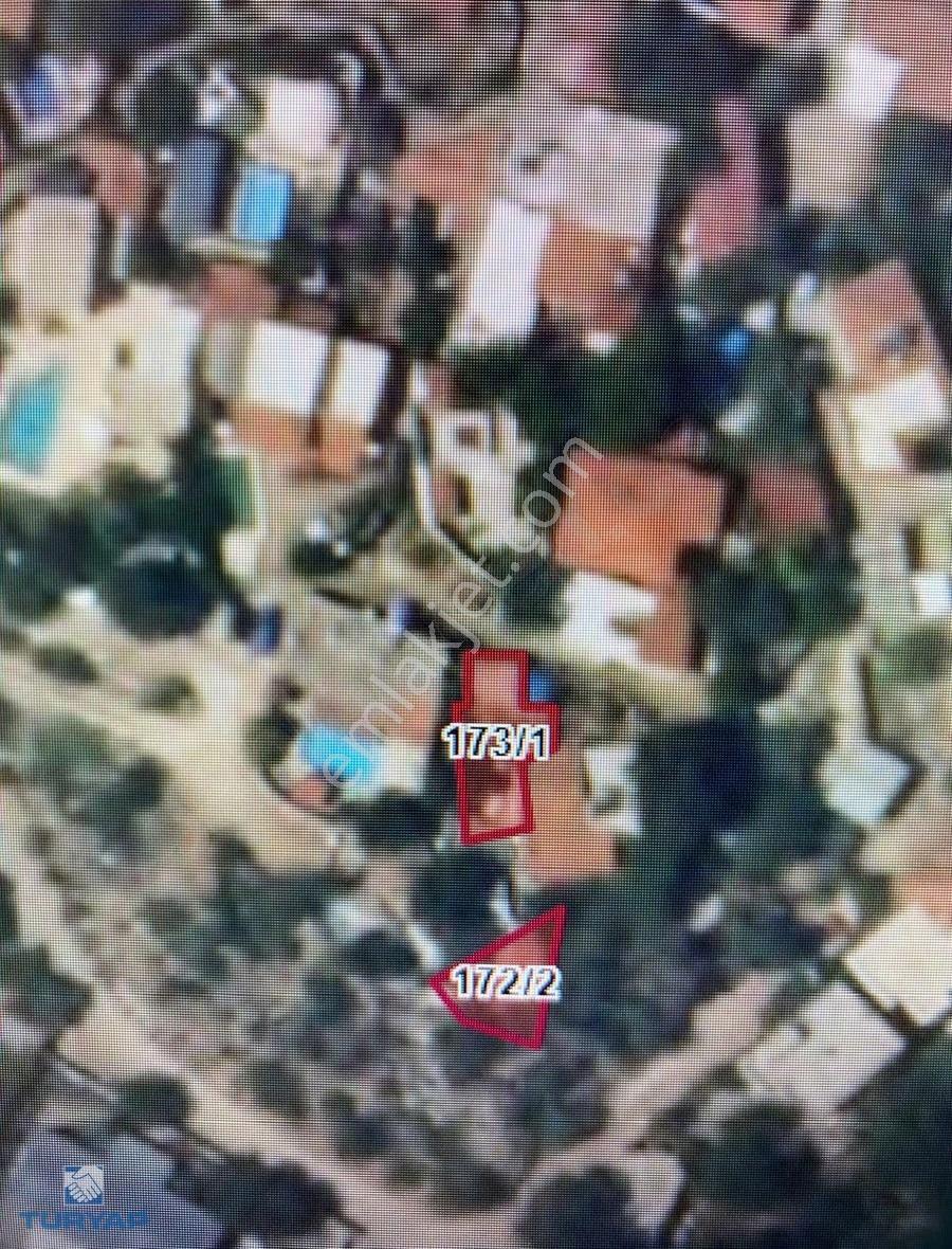 Fethiye Kayaköyde 82m2 Ve 65m2 Kargır Ev Kayıtlı Satılık 2 Arsa