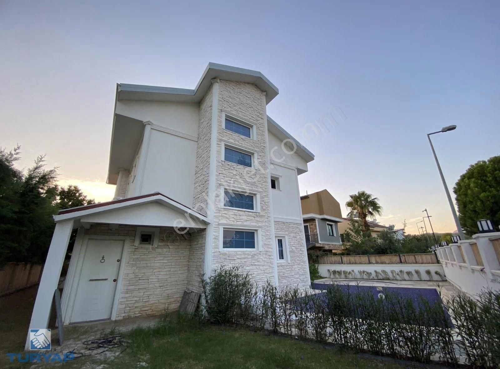 Fethiye Çalış Ta 3+1 Müstakil Satılık Villa - Görsel 21