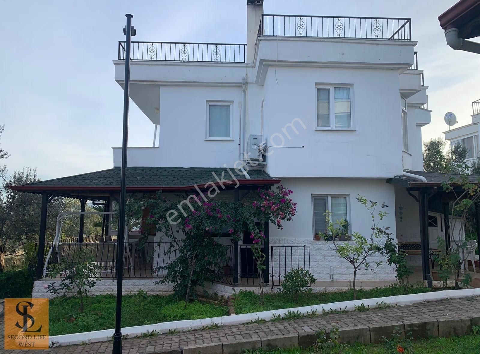 Gömeç-keremköy'de Site İçi Manzaralı Bahçeli 2+1 Satılık Villa - Görsel 12