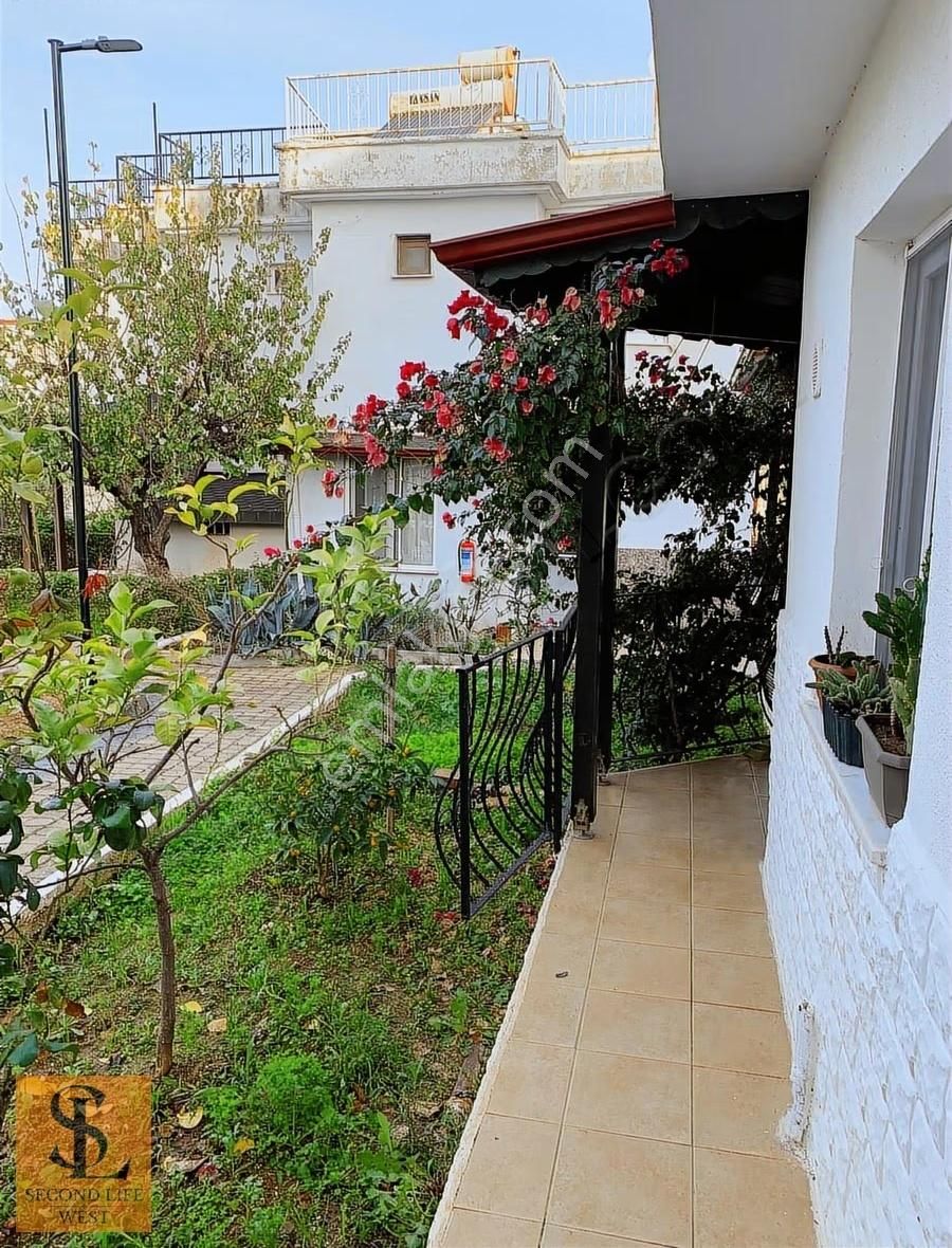 Gömeç-keremköy'de Site İçi Manzaralı Bahçeli 2+1 Satılık Villa - Görsel 13