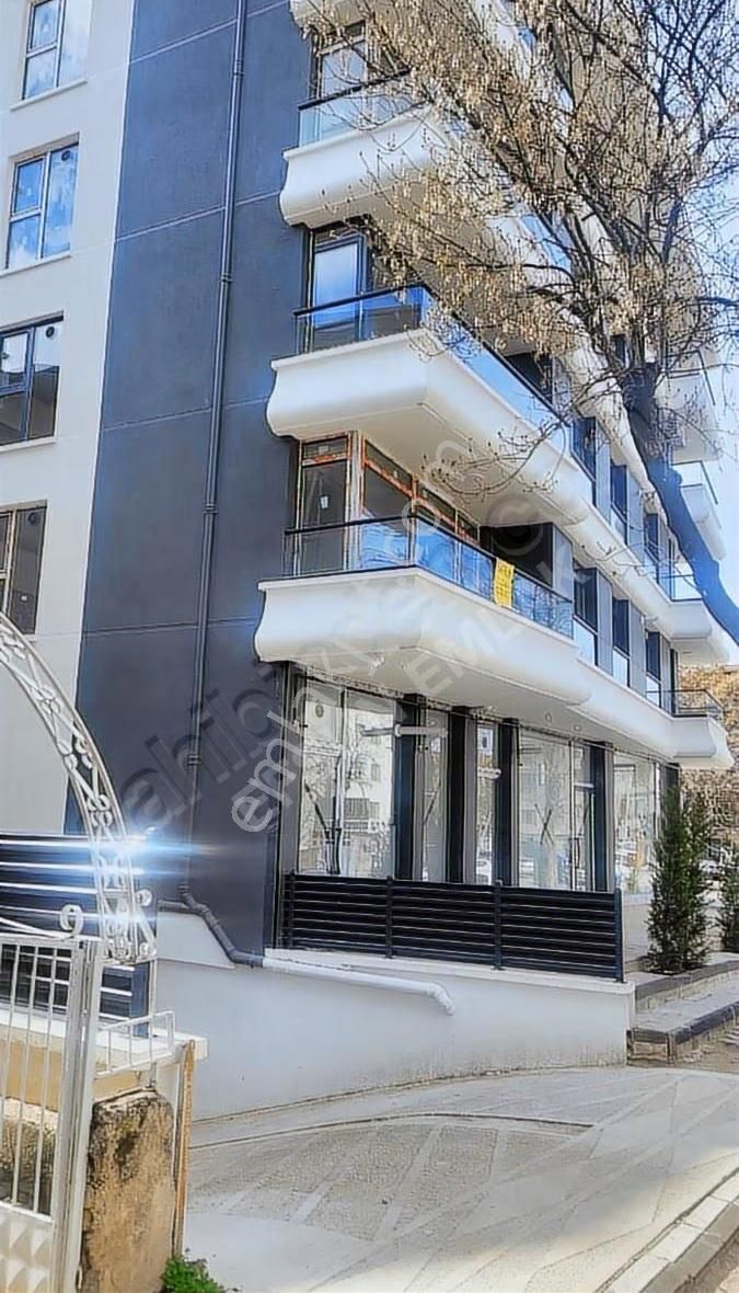 Emek Kazakistan Cd. Üzeri Yeni