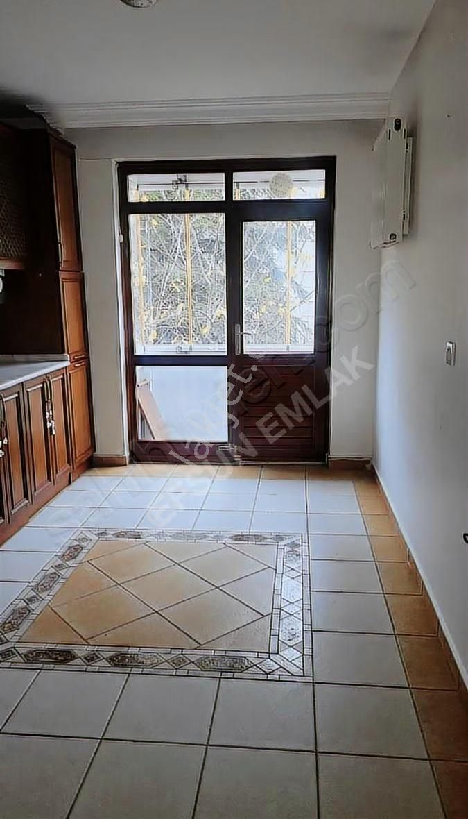 Anıtkabir Yakını Ara Katta Asansörlü Kapalı Garajlı - Görsel 7