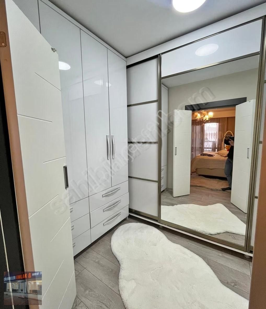 Itri Cadde Üzeri 4+1 Teras Balkon Metro'ya Yürüme Mesafesi Acil! - Görsel 8