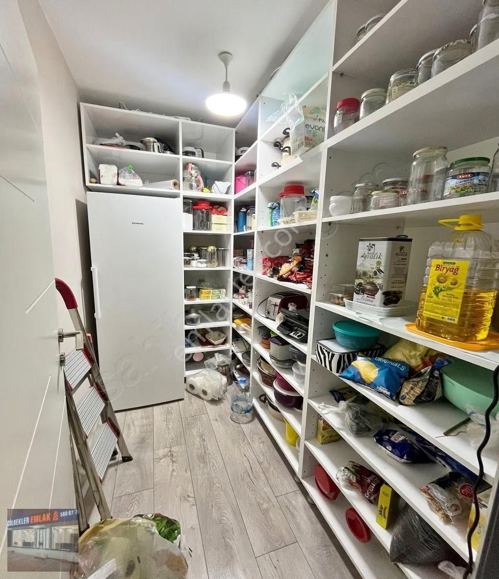 Itri Cadde Üzeri 4+1 Teras Balkon Metro'ya Yürüme Mesafesi Acil! - Görsel 12