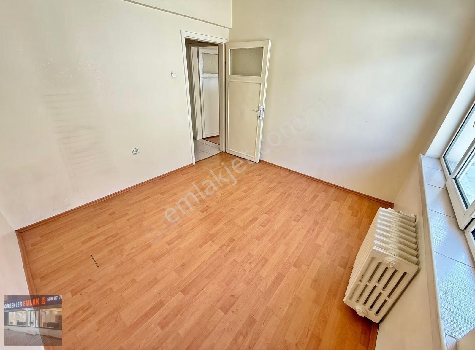 Yakacık Mah.de 3+1 Son Kat'ta Manzara'lı Geniş M2 Kredi'ye Uygun - Görsel 2