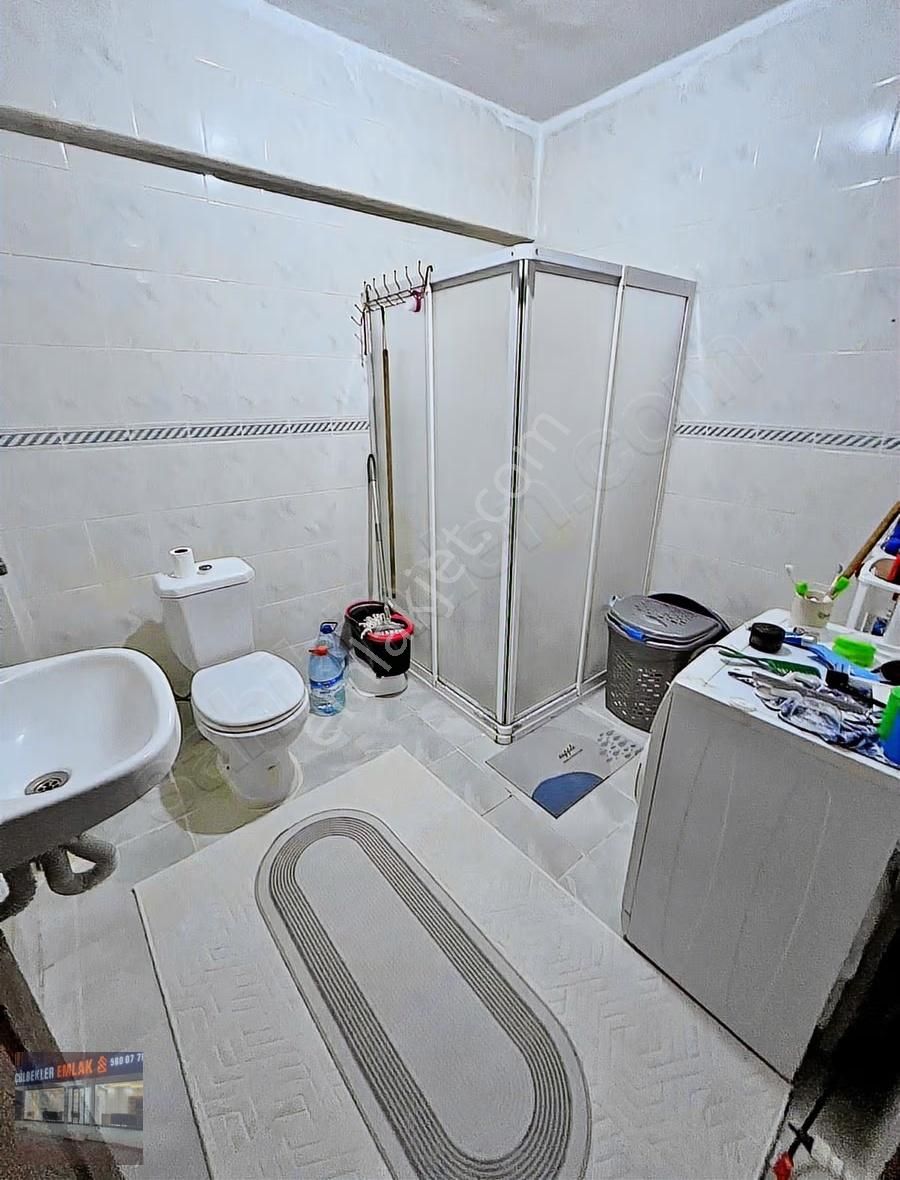 Bağlarbaşı Mah.de 3+1 Son Kat'ta Çok Geniş M2 Krediye Uygun Acil - Görsel 2